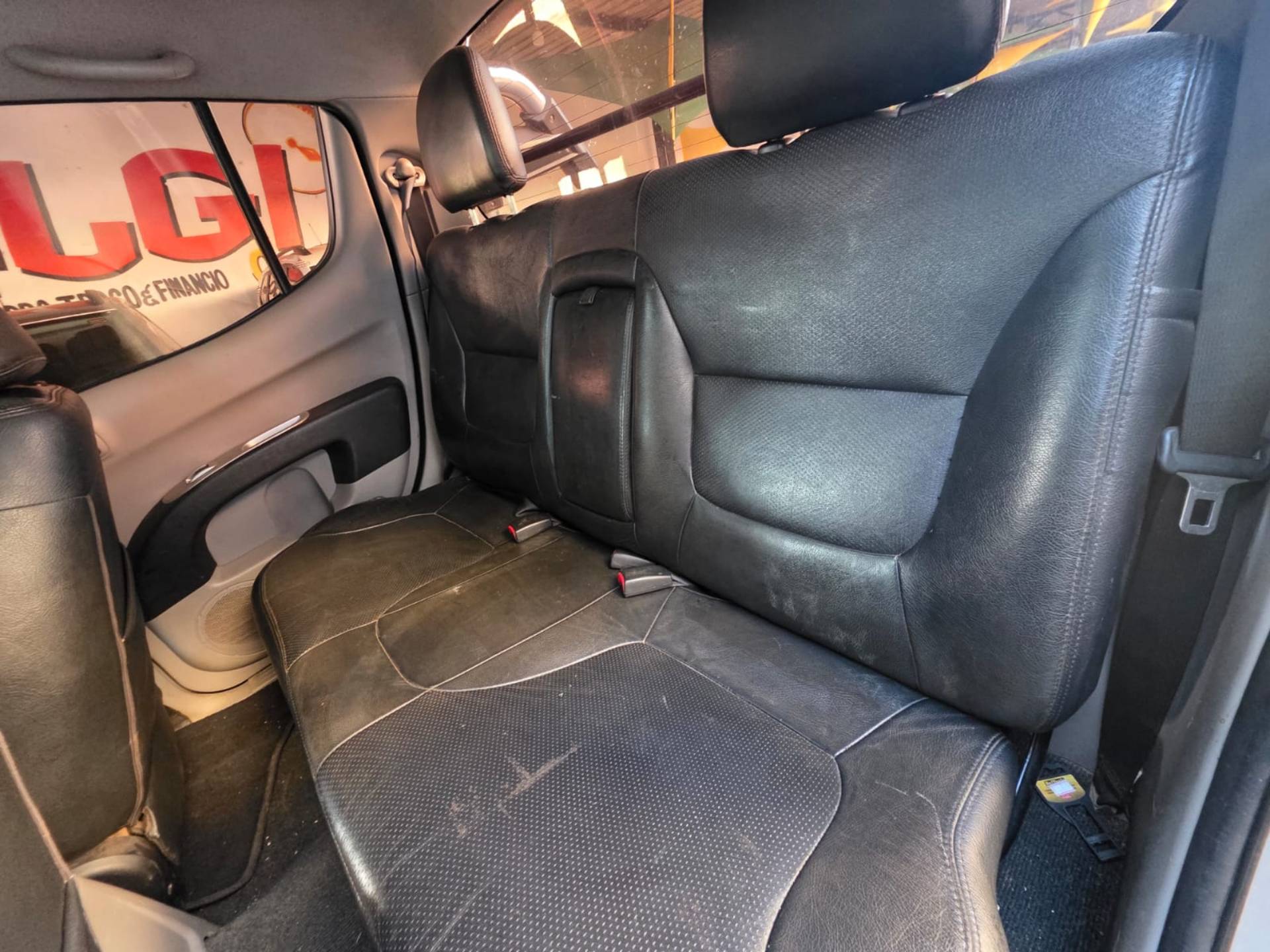 MITSUBISHI L200 TRITON