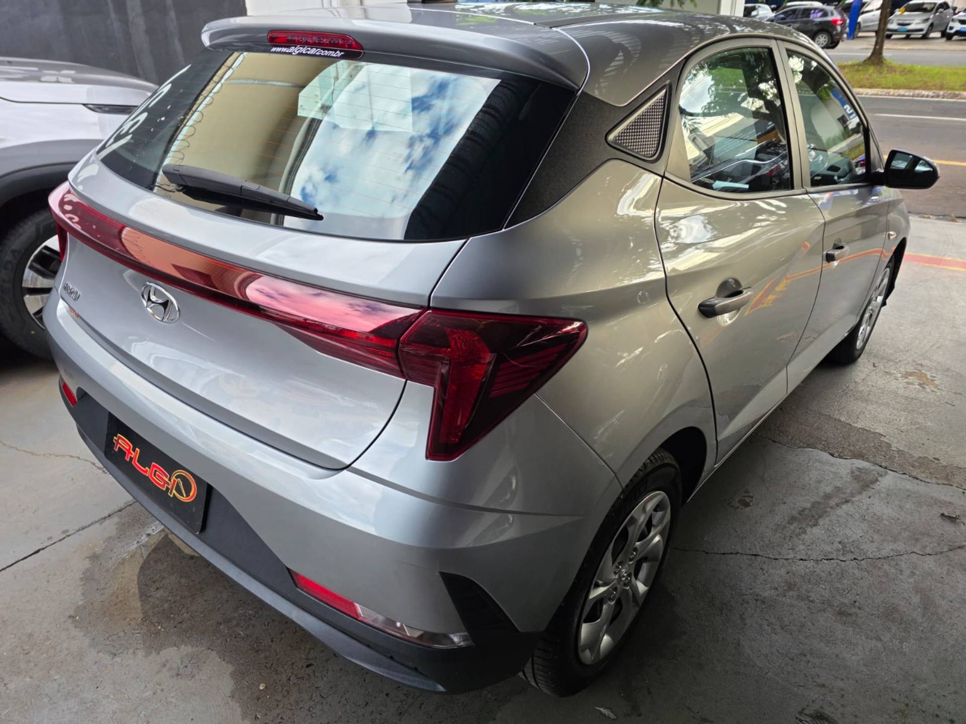 HYUNDAI HB20