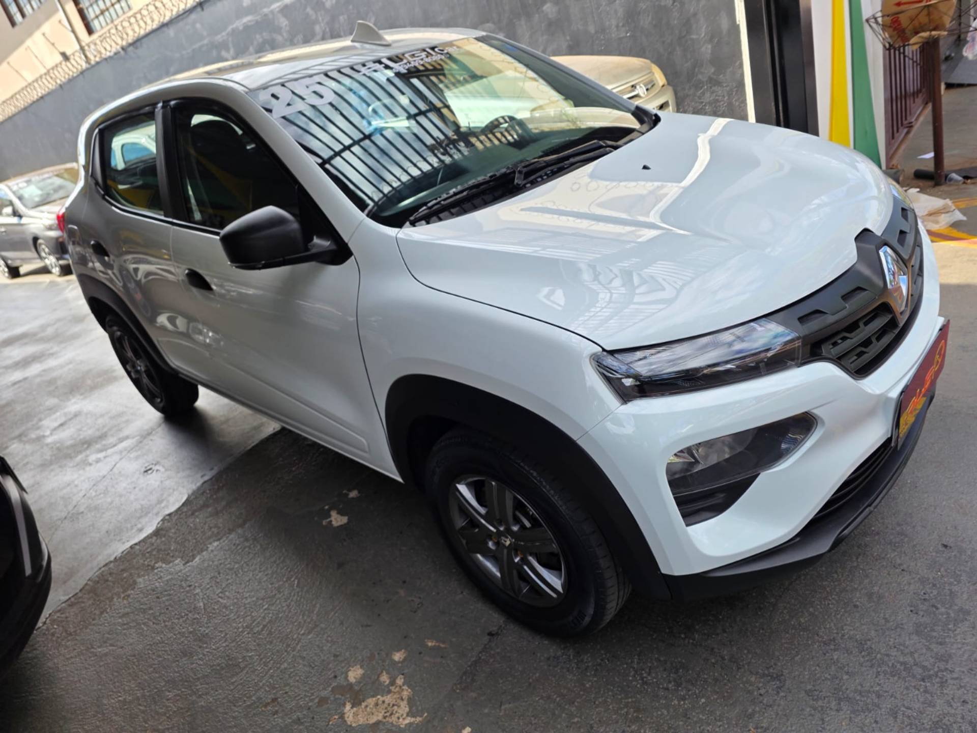 RENAULT KWID