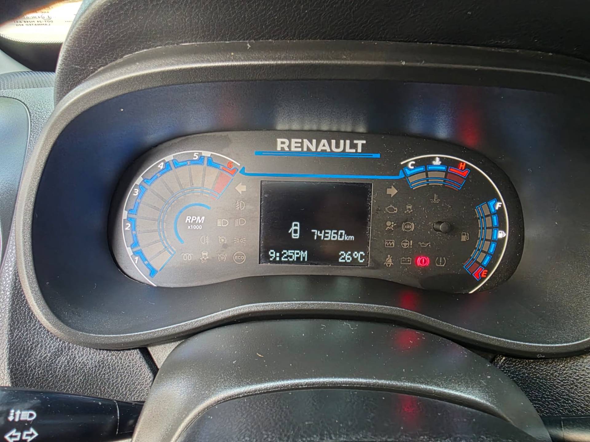 RENAULT KWID