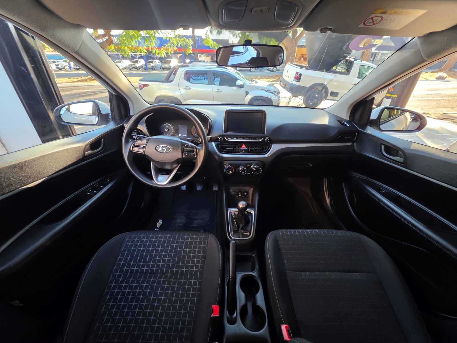 HYUNDAI HB20