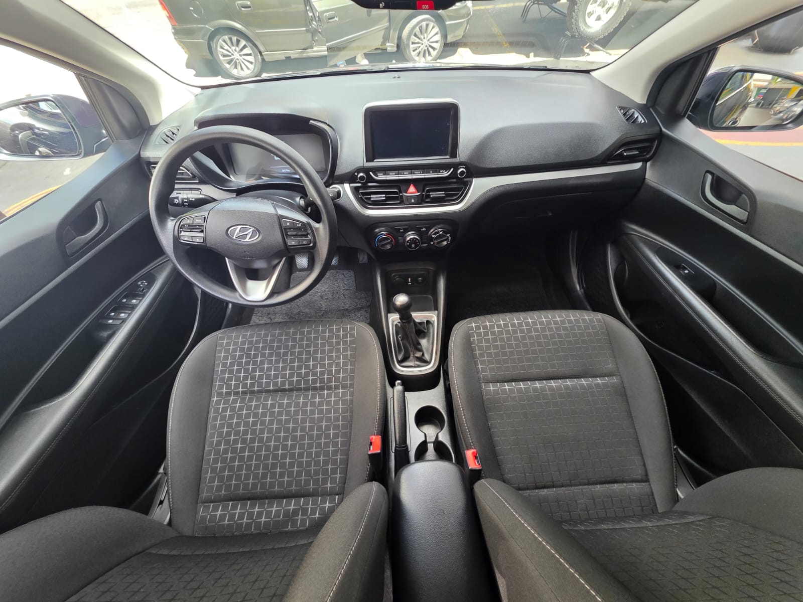 HYUNDAI HB20