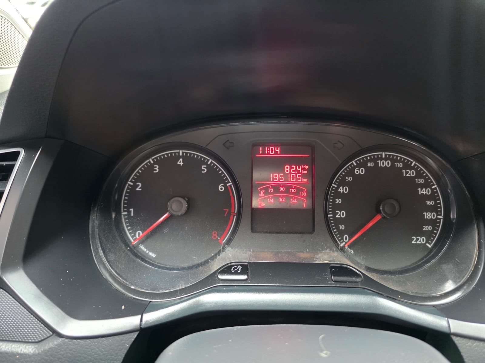 VOLKSWAGEN VOYAGE