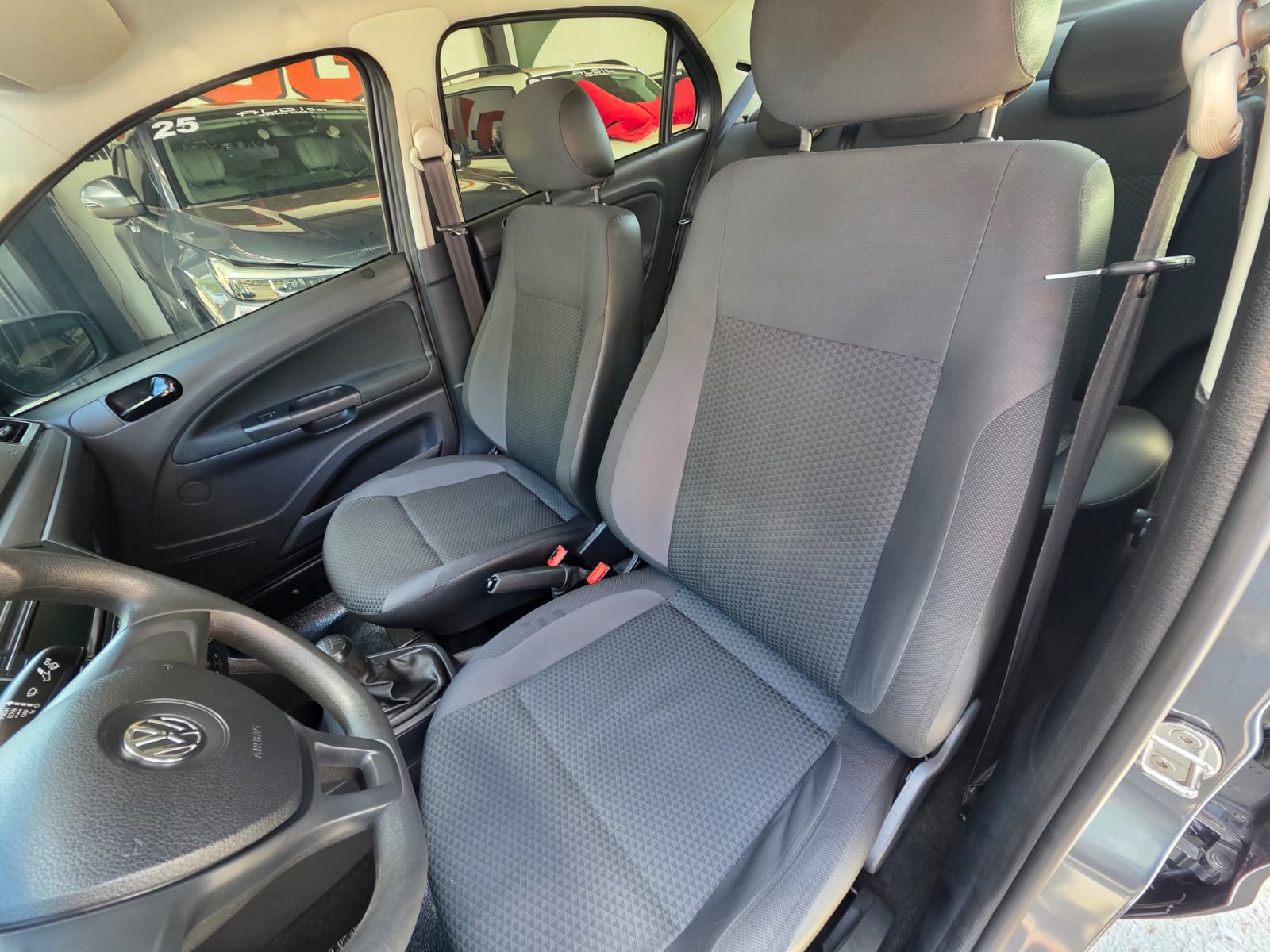VOLKSWAGEN VOYAGE