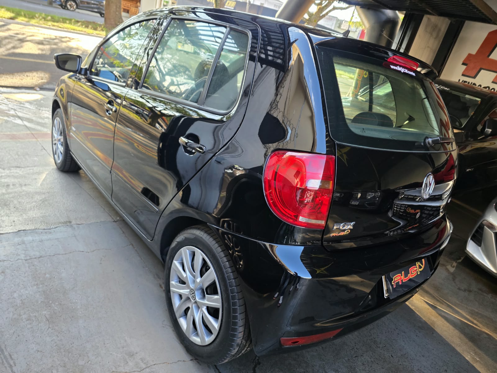 VOLKSWAGEN FOX