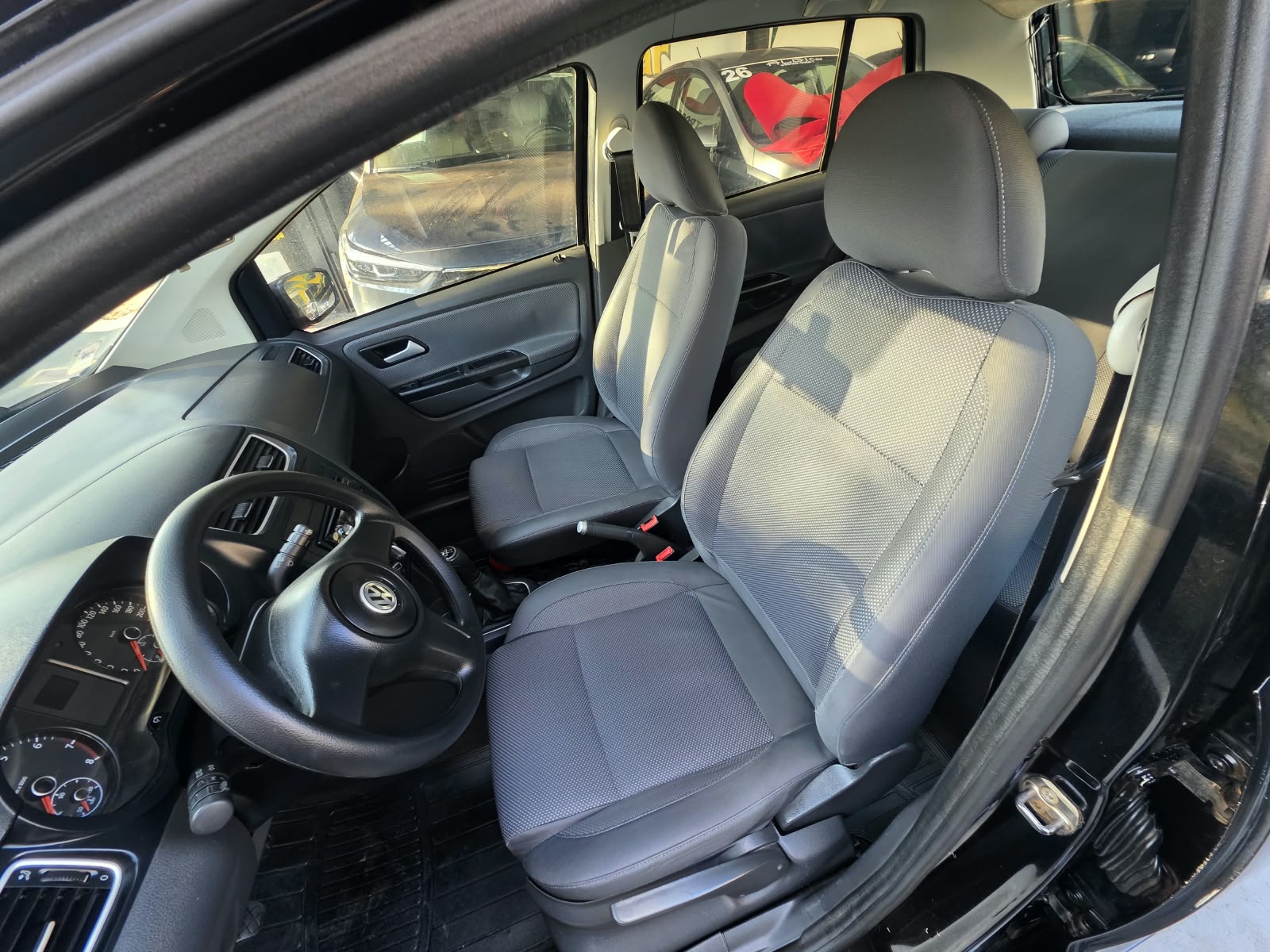 VOLKSWAGEN FOX