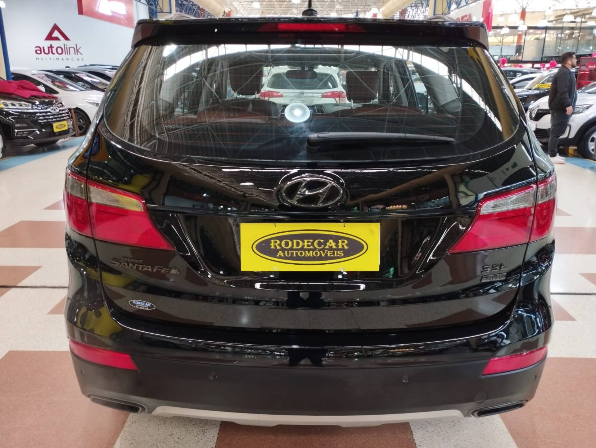 HYUNDAI GRAND SANTA FE