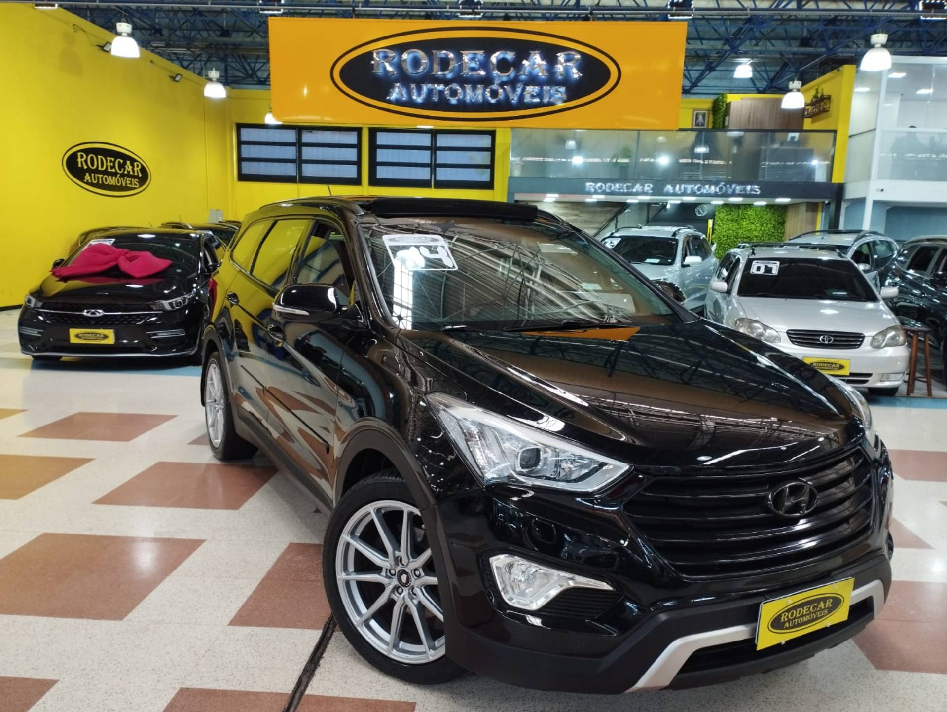 HYUNDAI GRAND SANTA FE