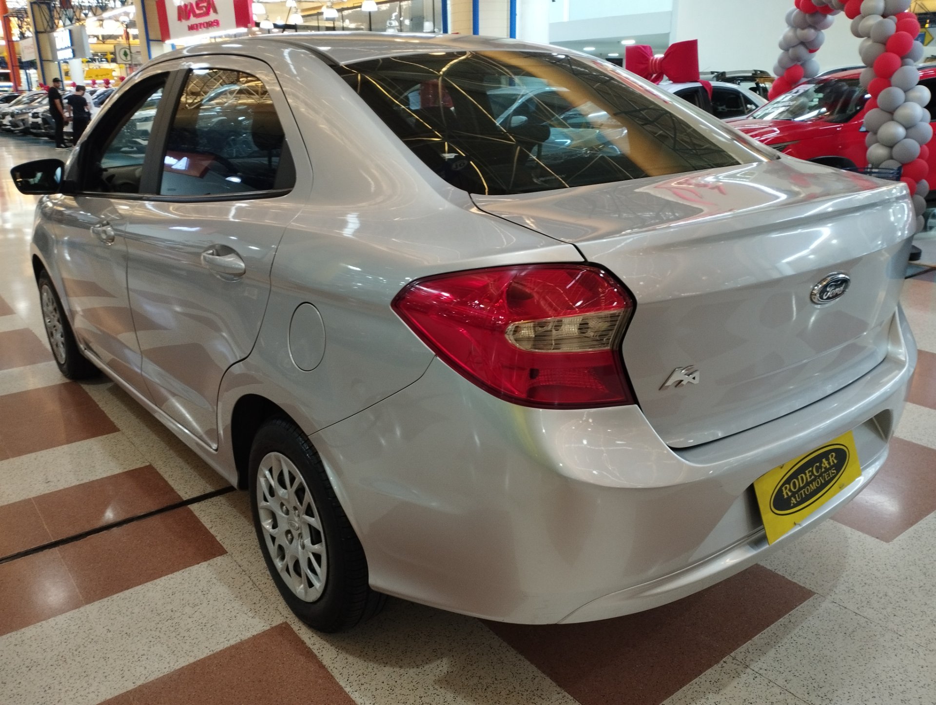 FORD KA +