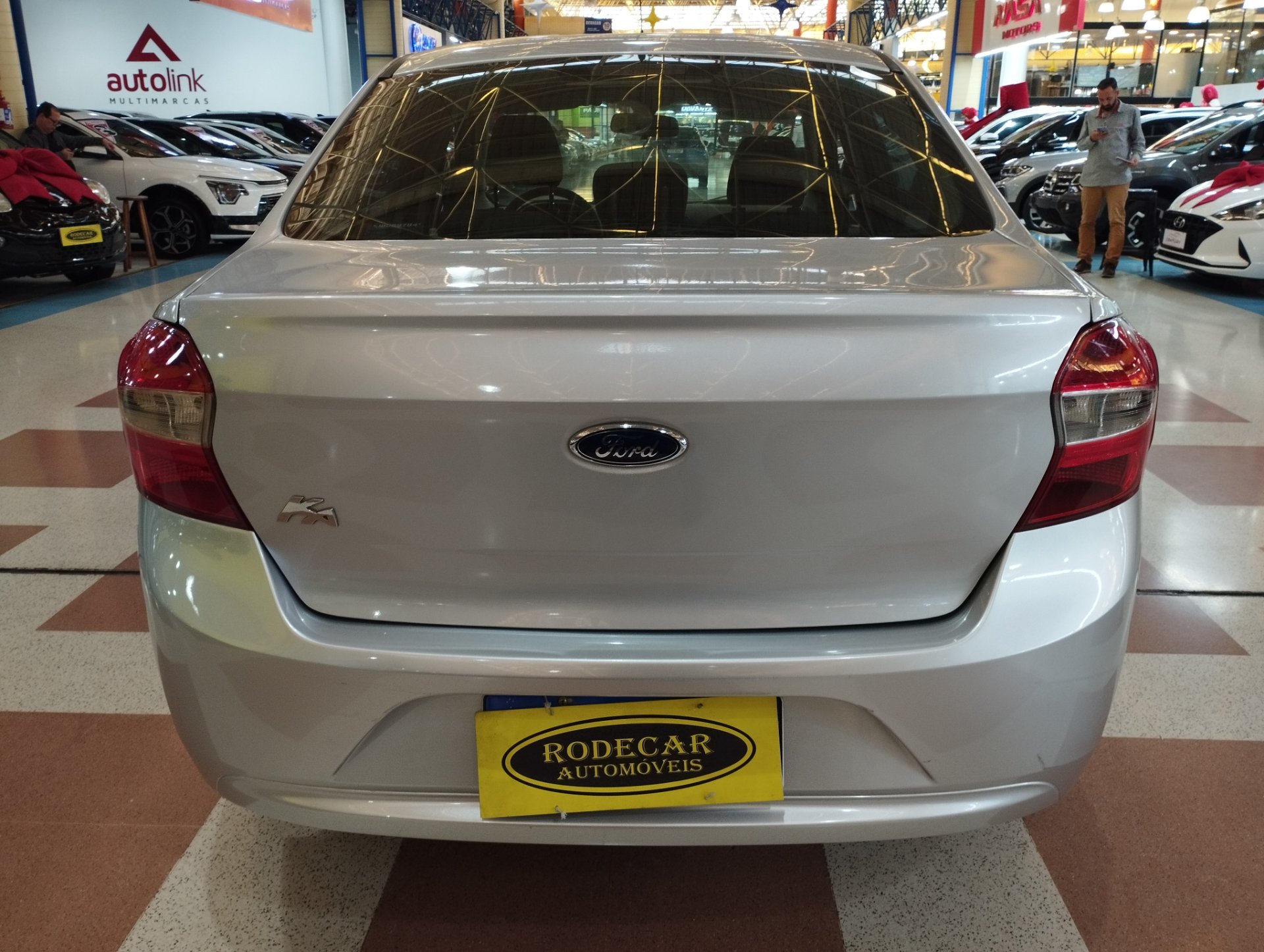 FORD KA +