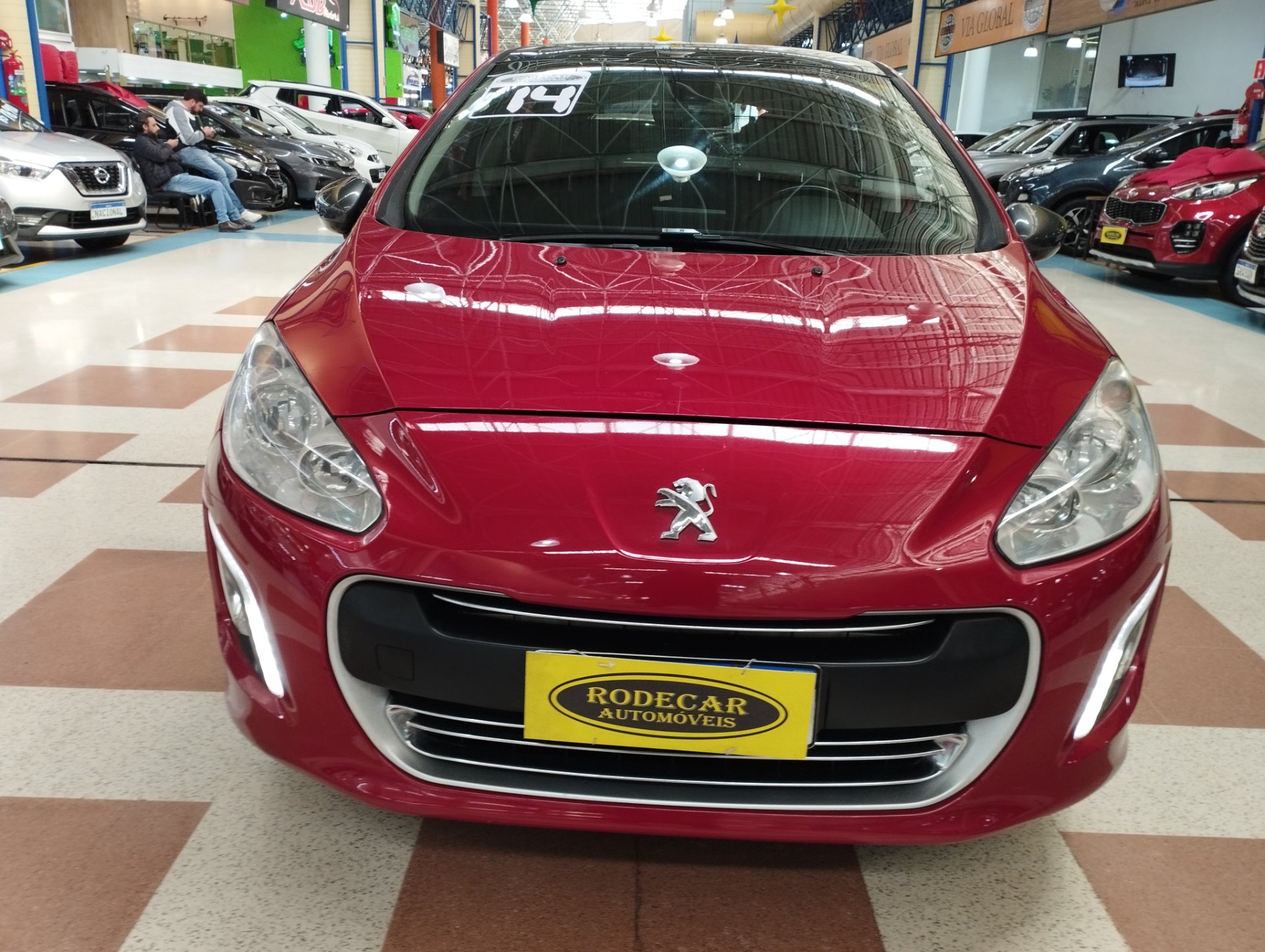 PEUGEOT 308