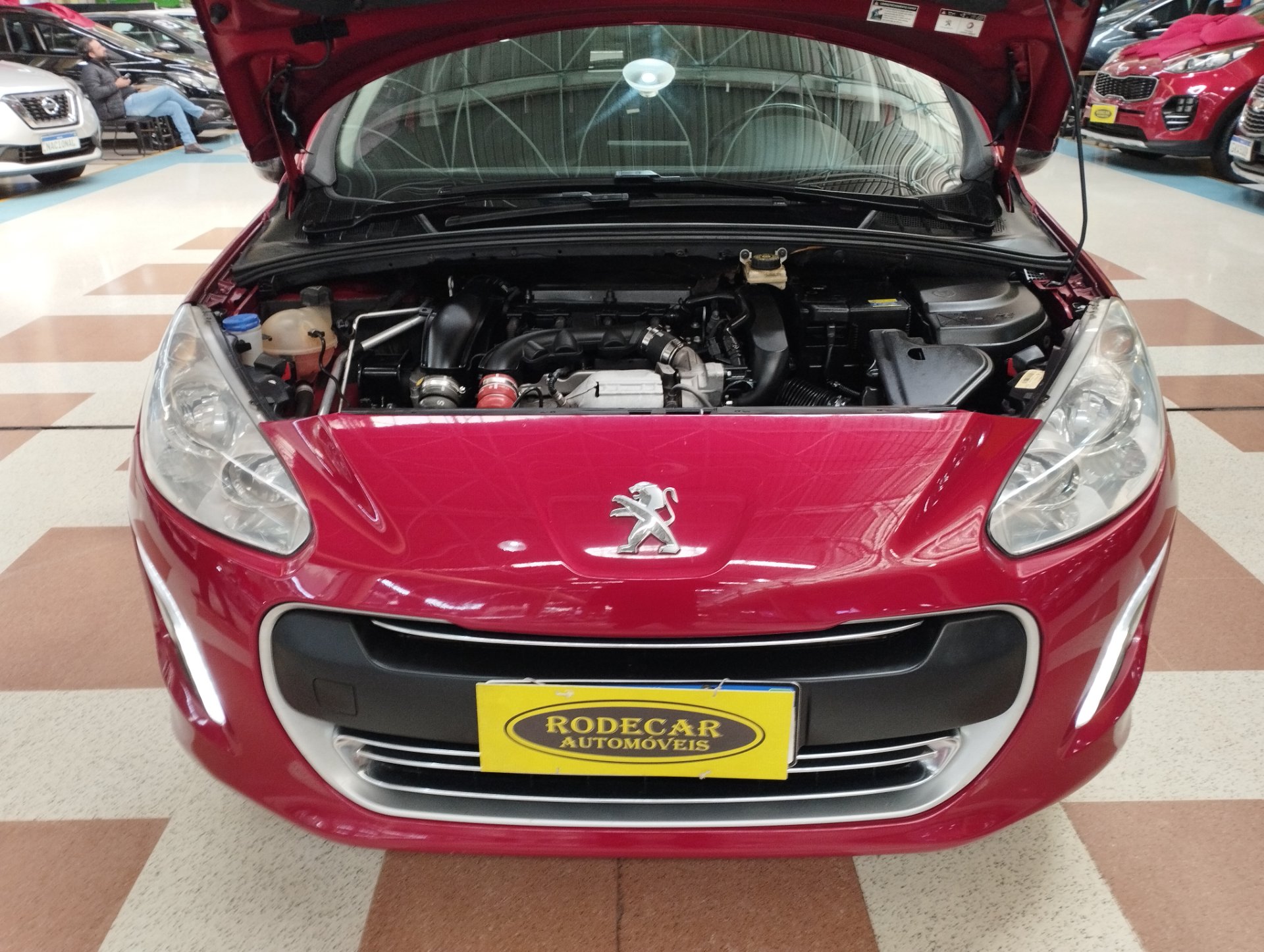 PEUGEOT 308