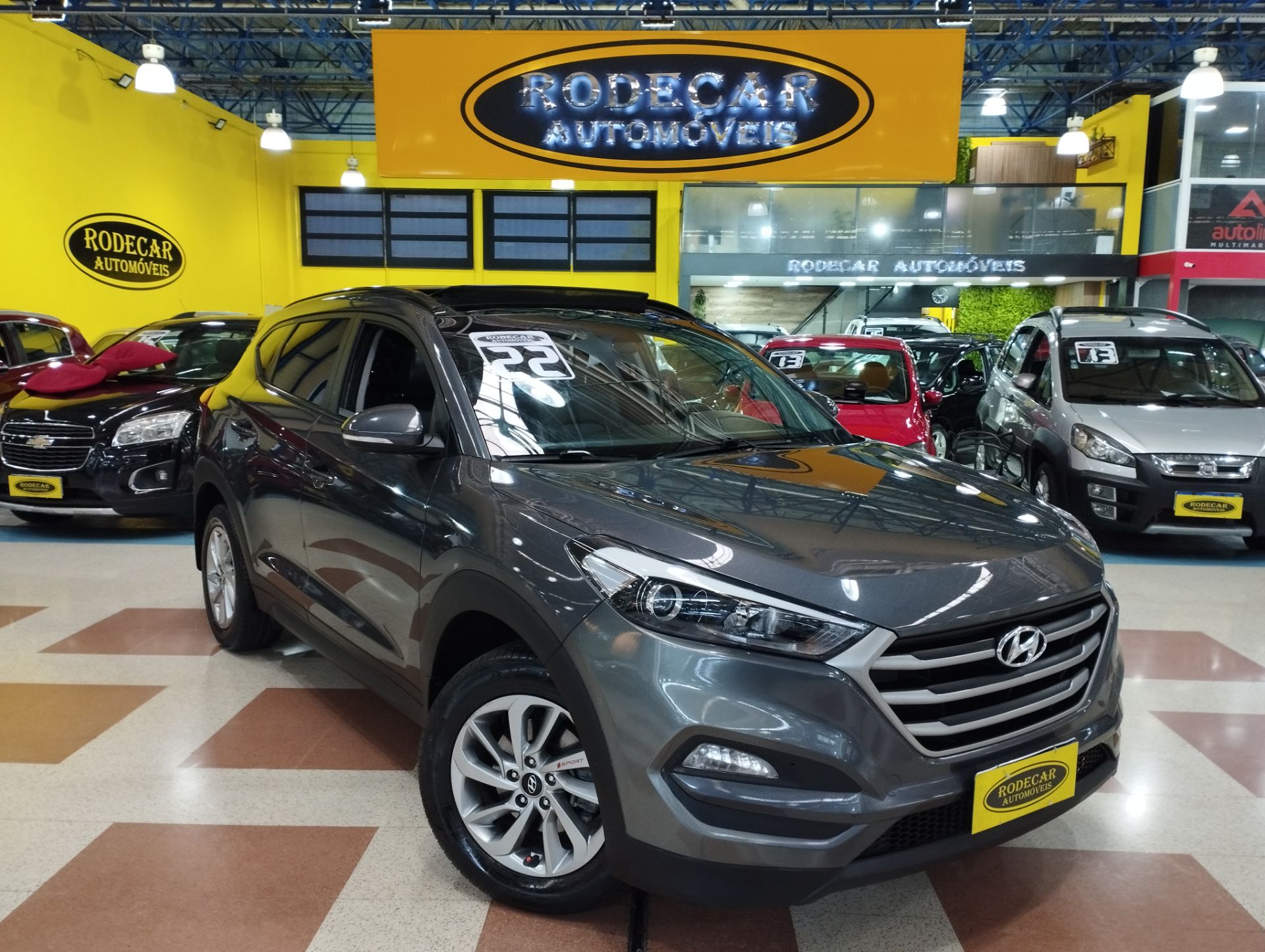HYUNDAI TUCSON