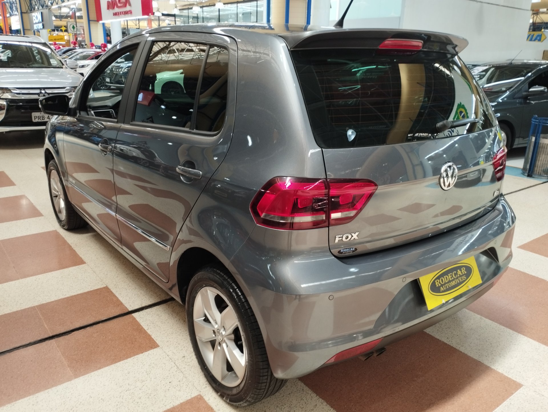 VOLKSWAGEN FOX