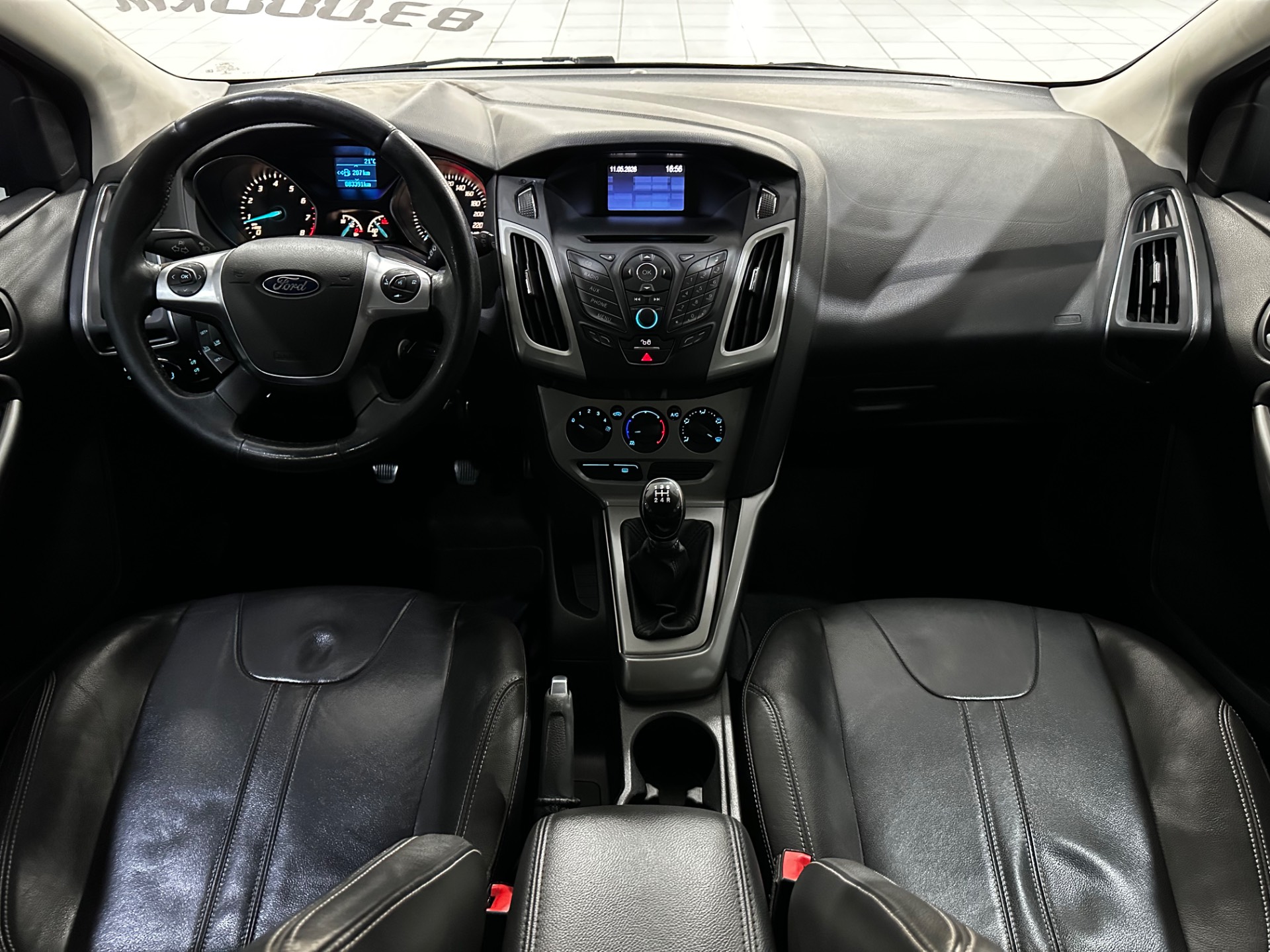 FORD FOCUS