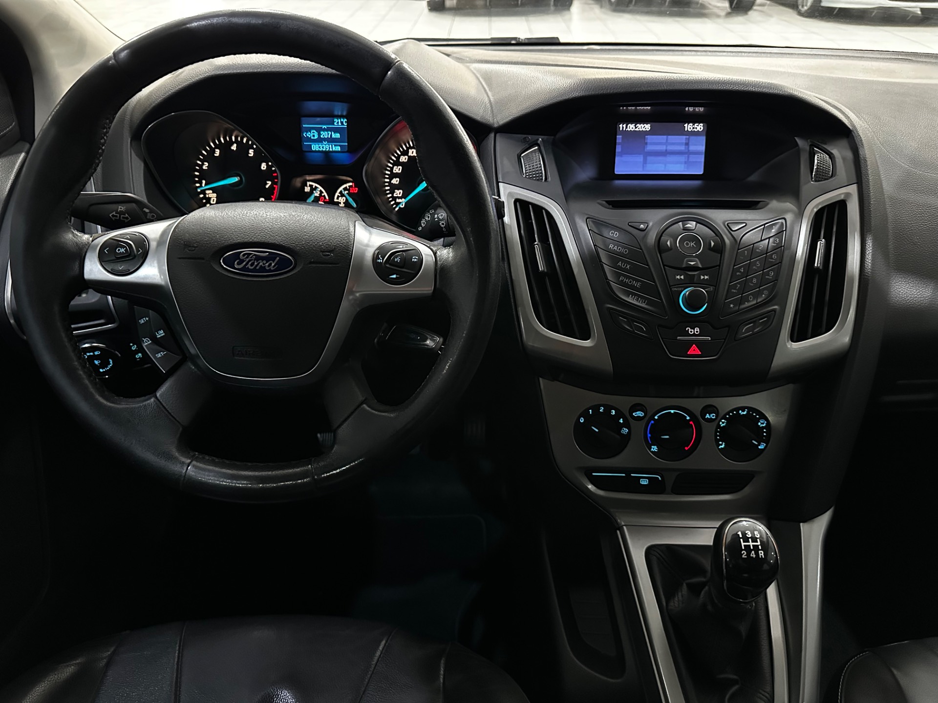 FORD FOCUS