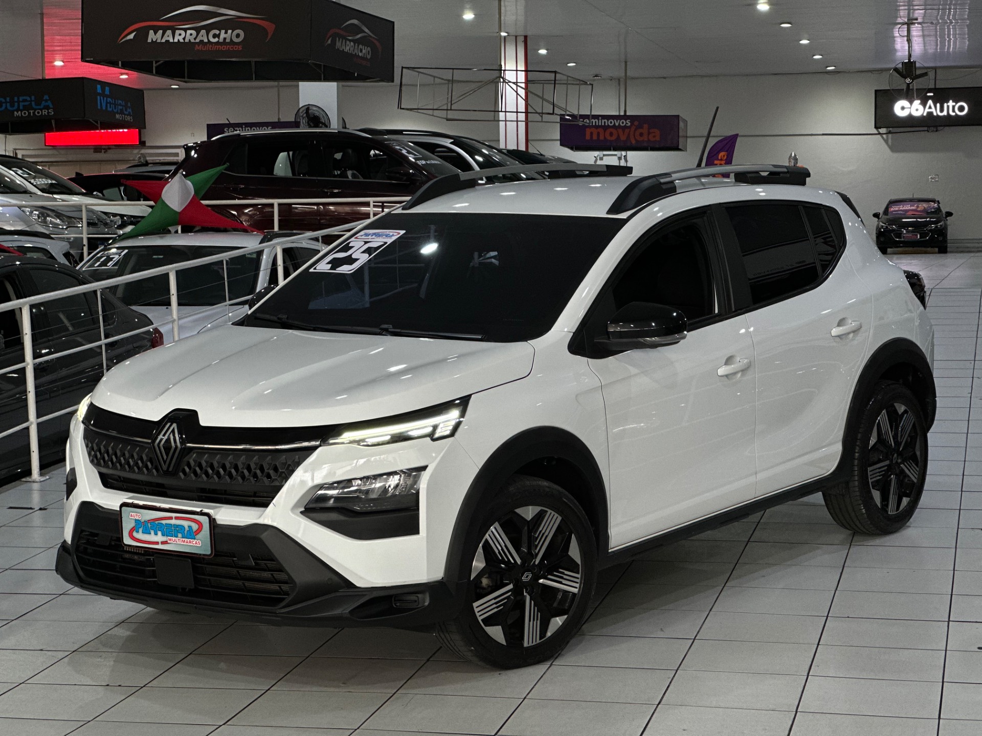 RENAULT JUVAQUATRE