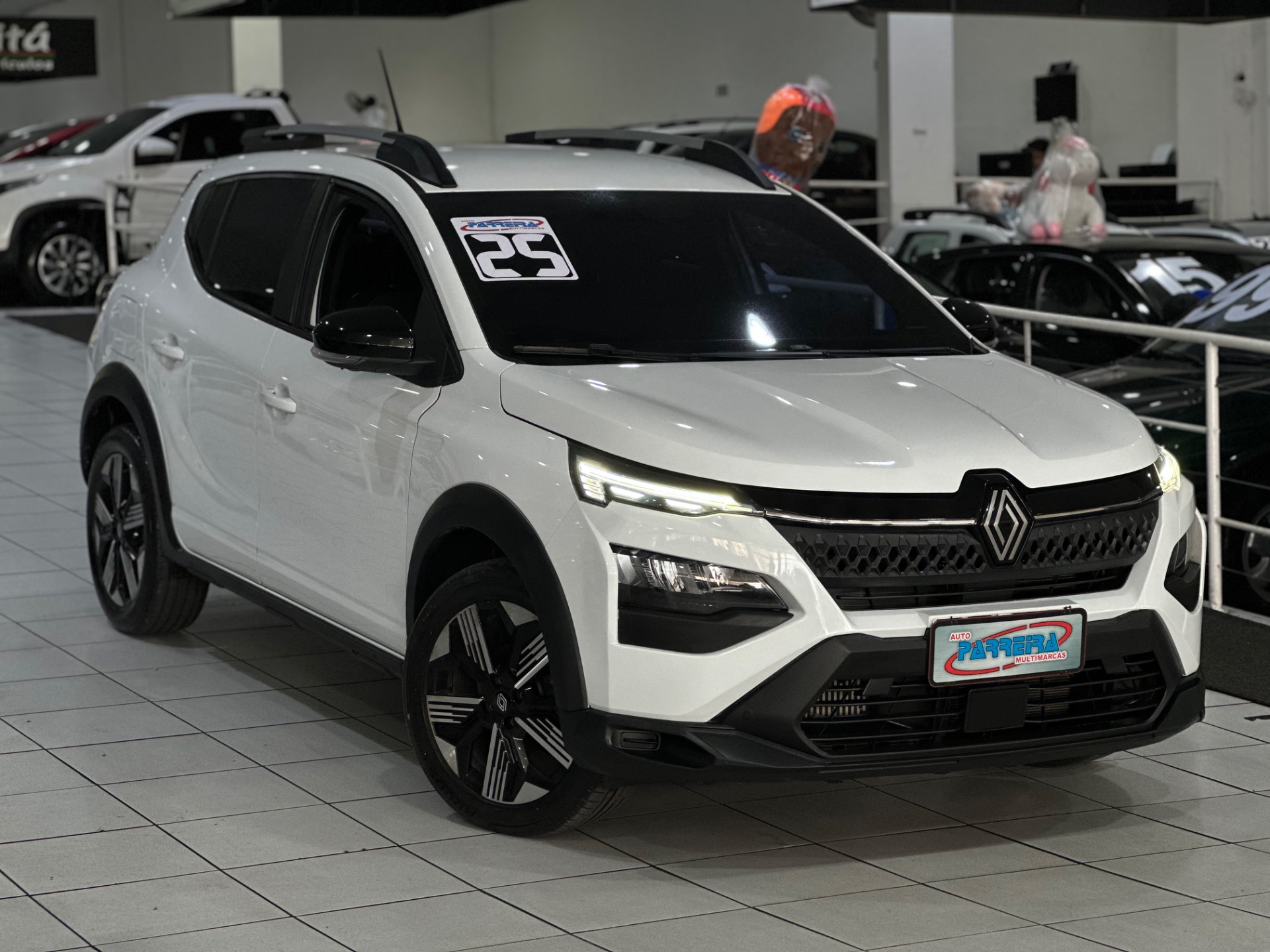 RENAULT JUVAQUATRE