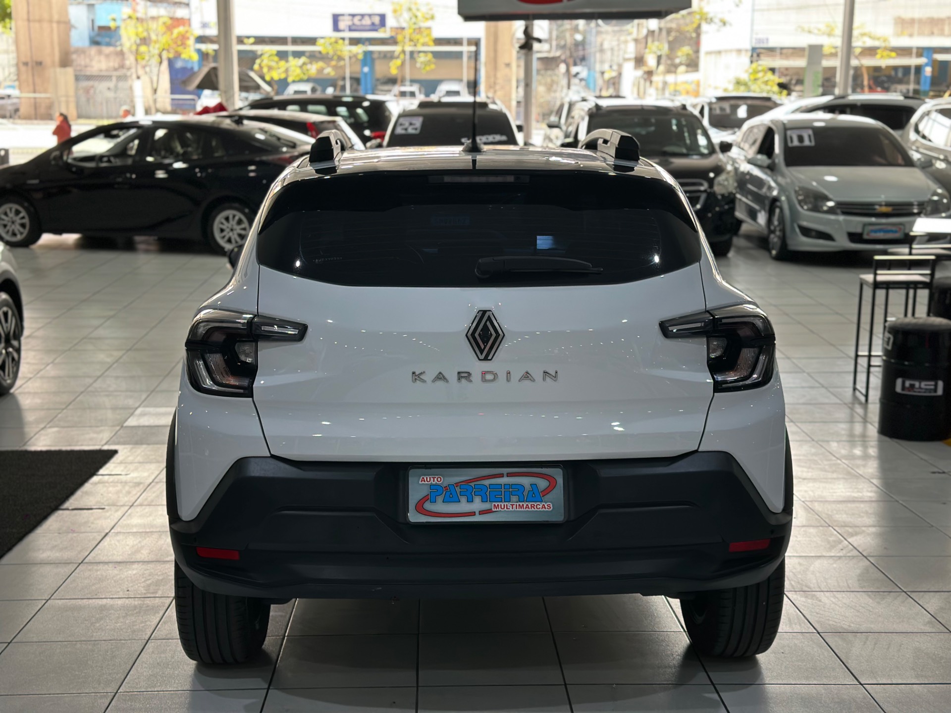 RENAULT JUVAQUATRE