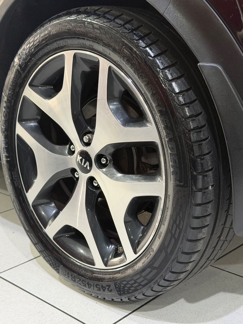 KIA SPORTAGE