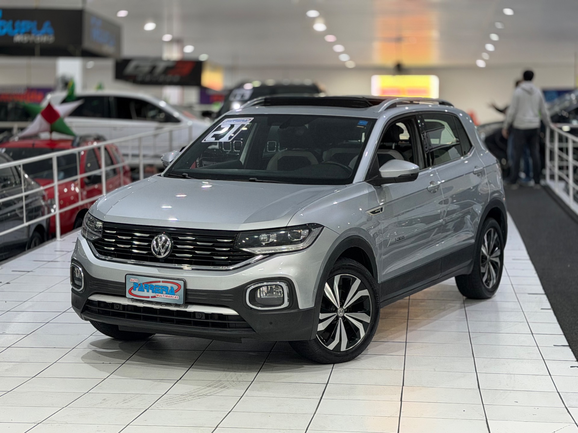 VOLKSWAGEN T-CROSS