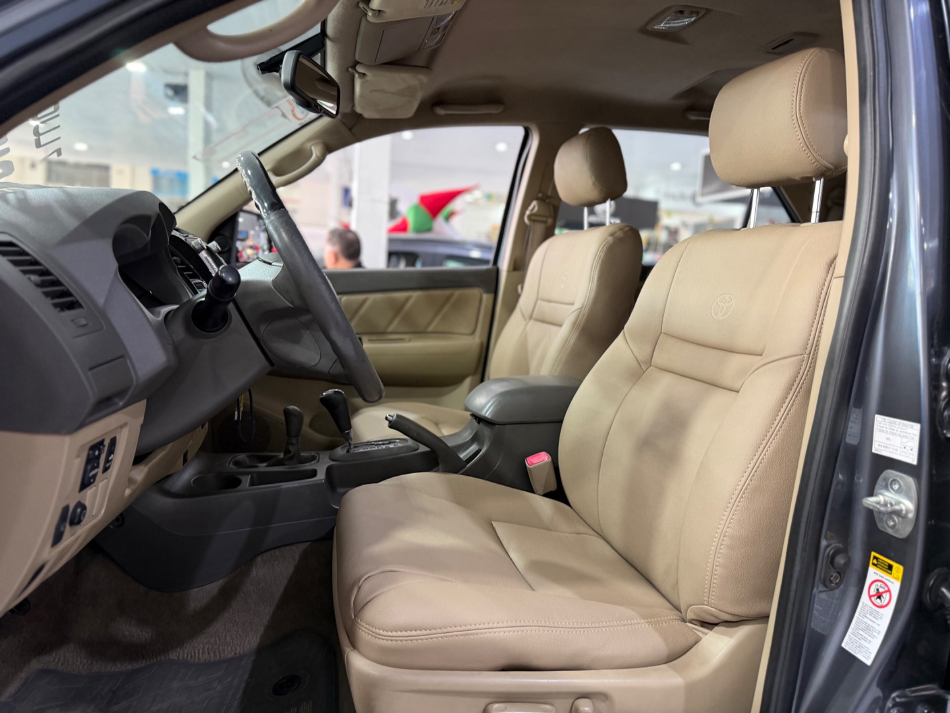 TOYOTA HILUX SW4