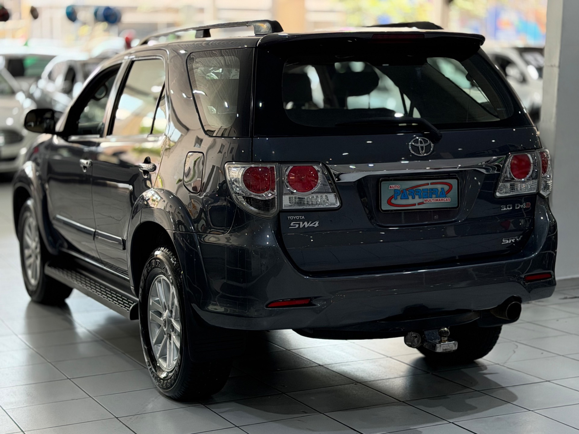 TOYOTA HILUX SW4