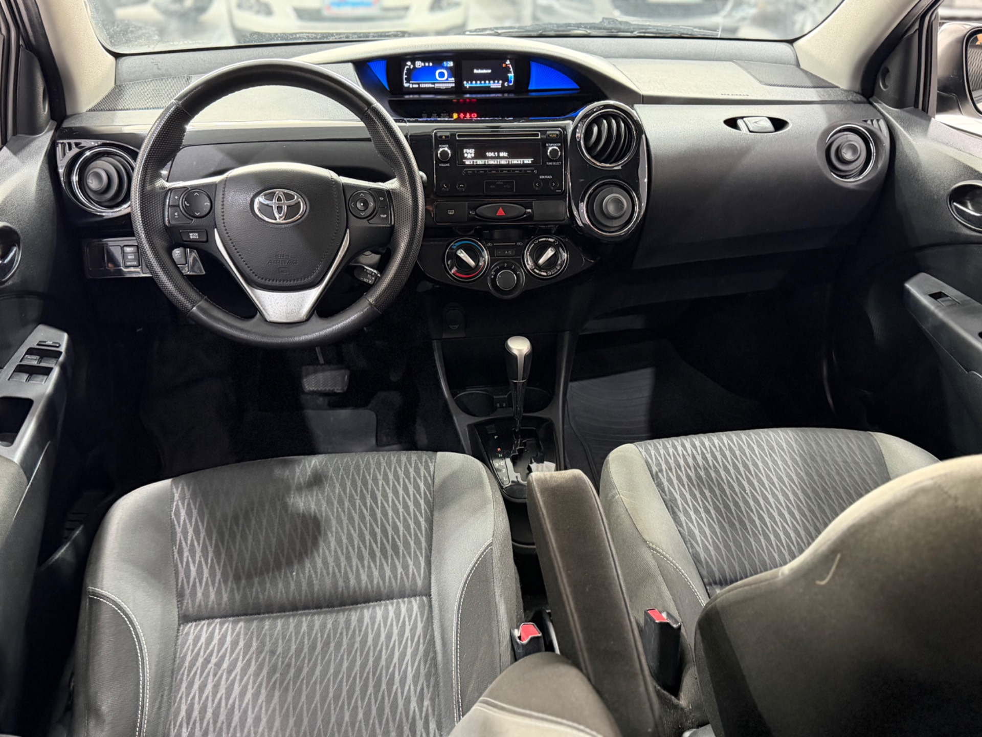 TOYOTA ETIOS