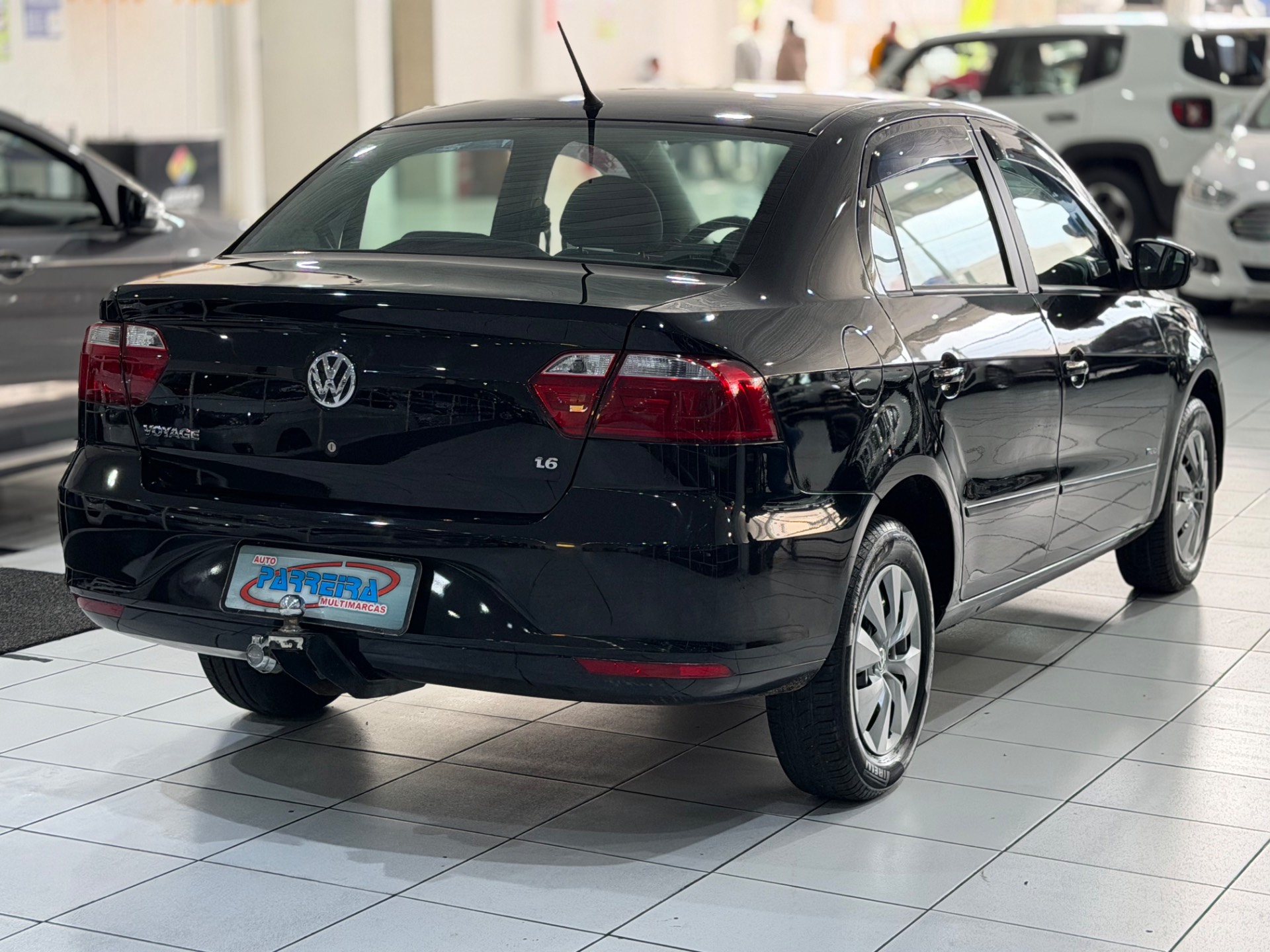 VOLKSWAGEN VOYAGE