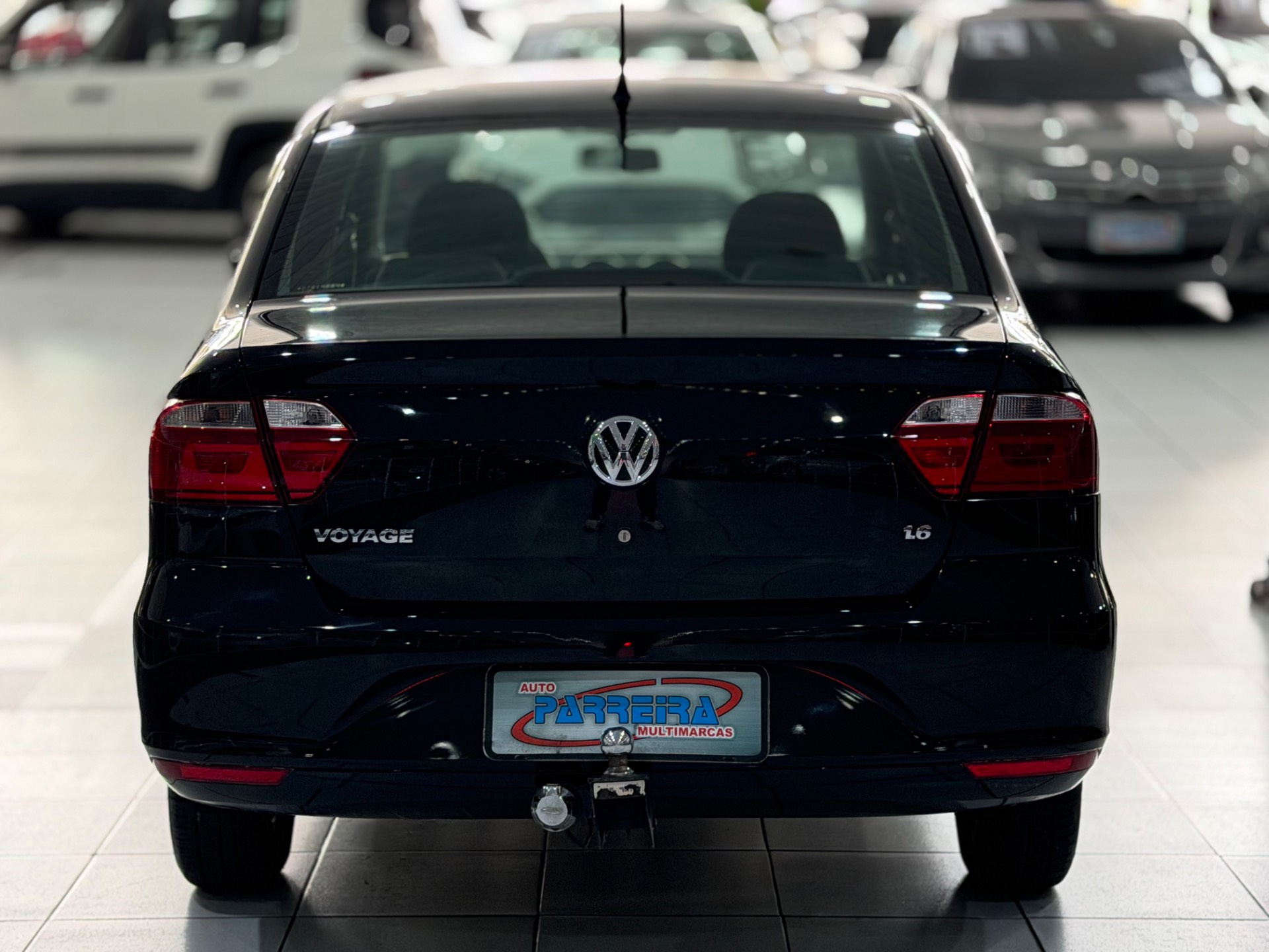 VOLKSWAGEN VOYAGE