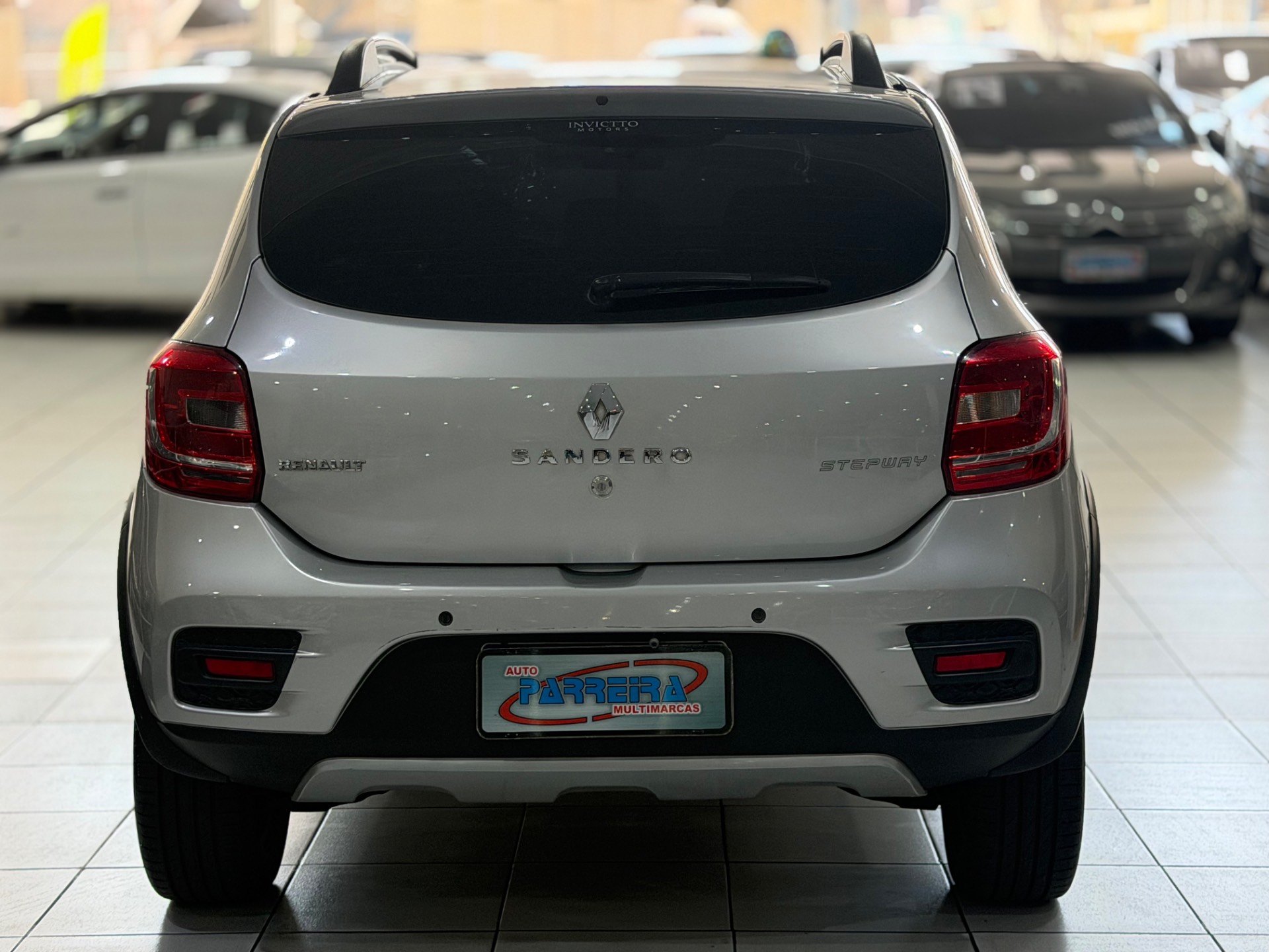 RENAULT SANDERO