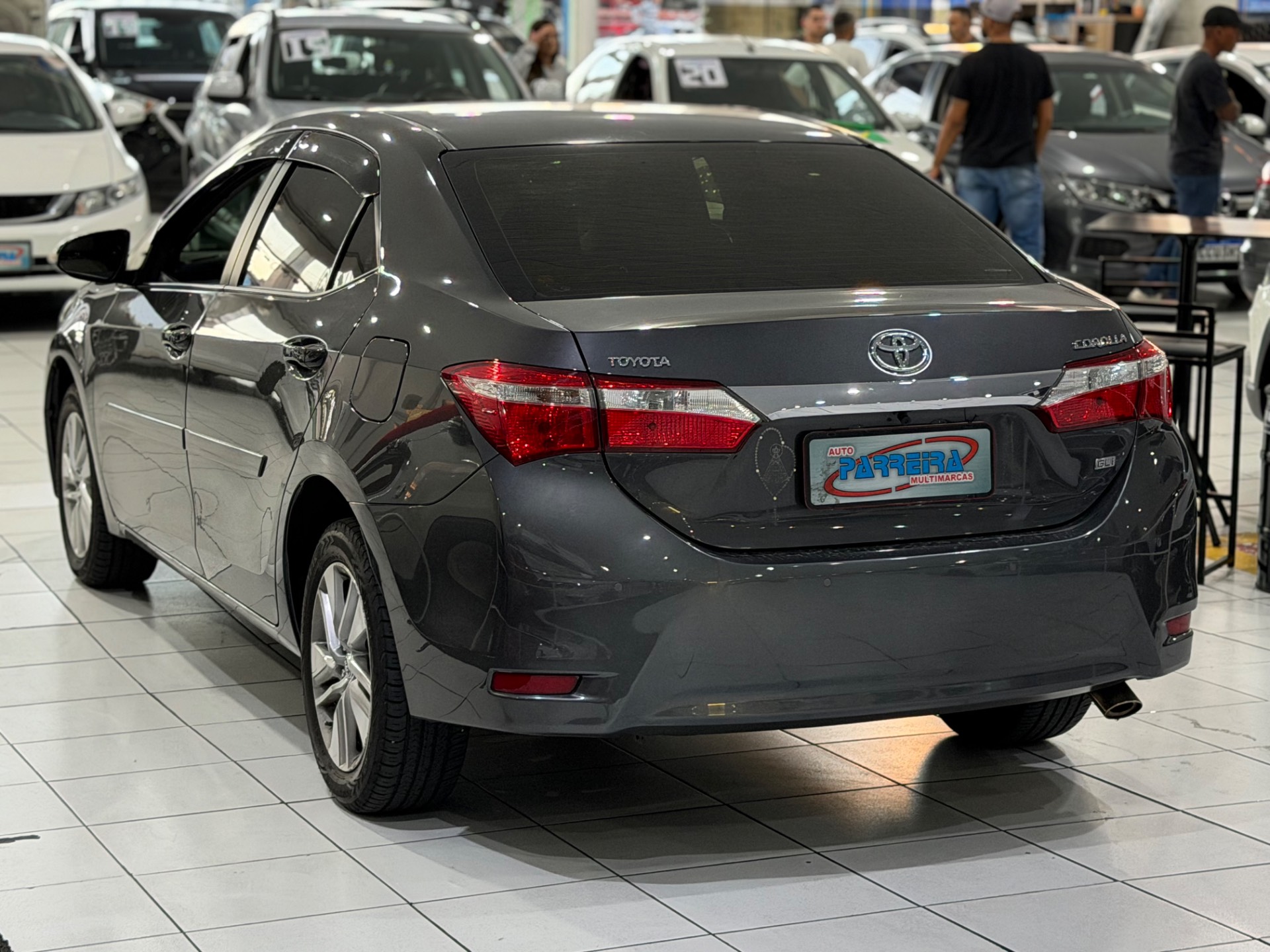 TOYOTA COROLLA