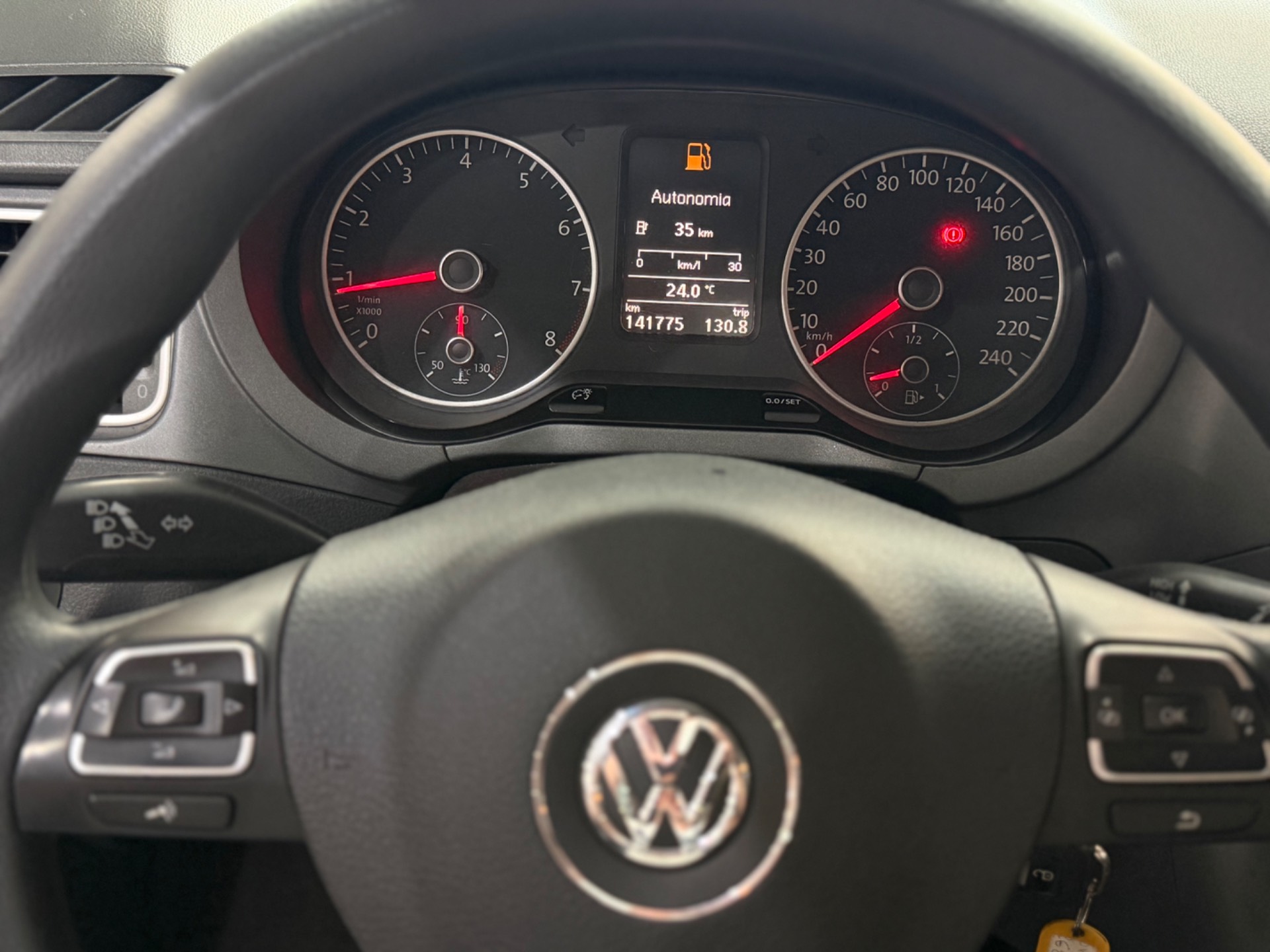 VOLKSWAGEN FOX