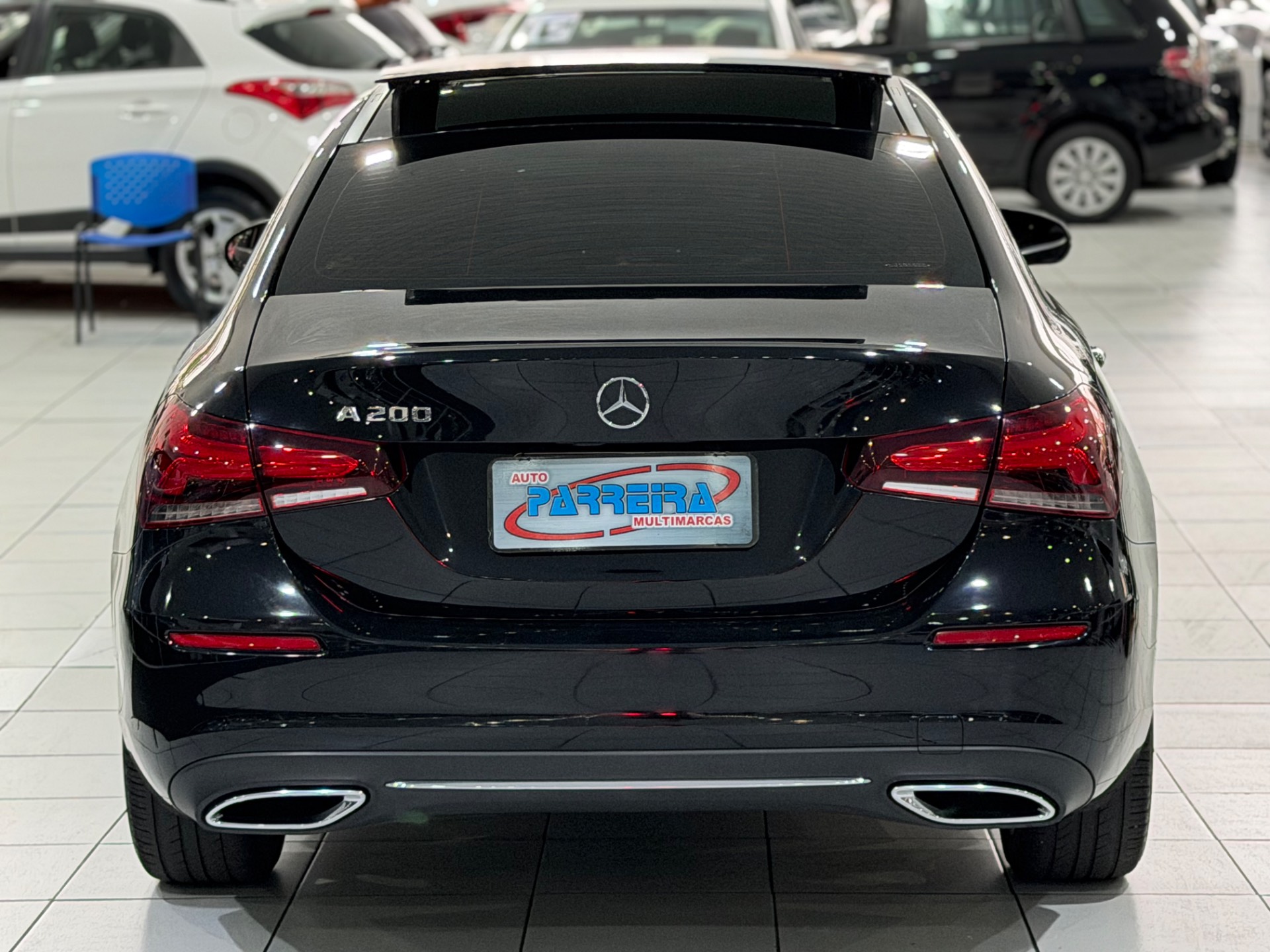 MERCEDES-BENZ A 200