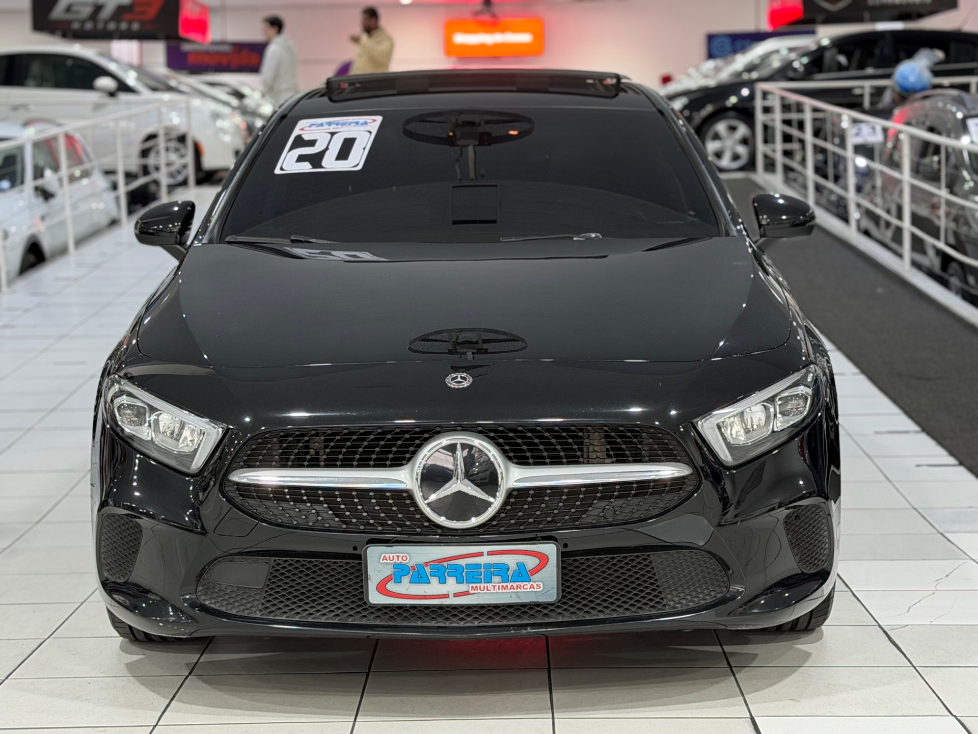 MERCEDES-BENZ A 200