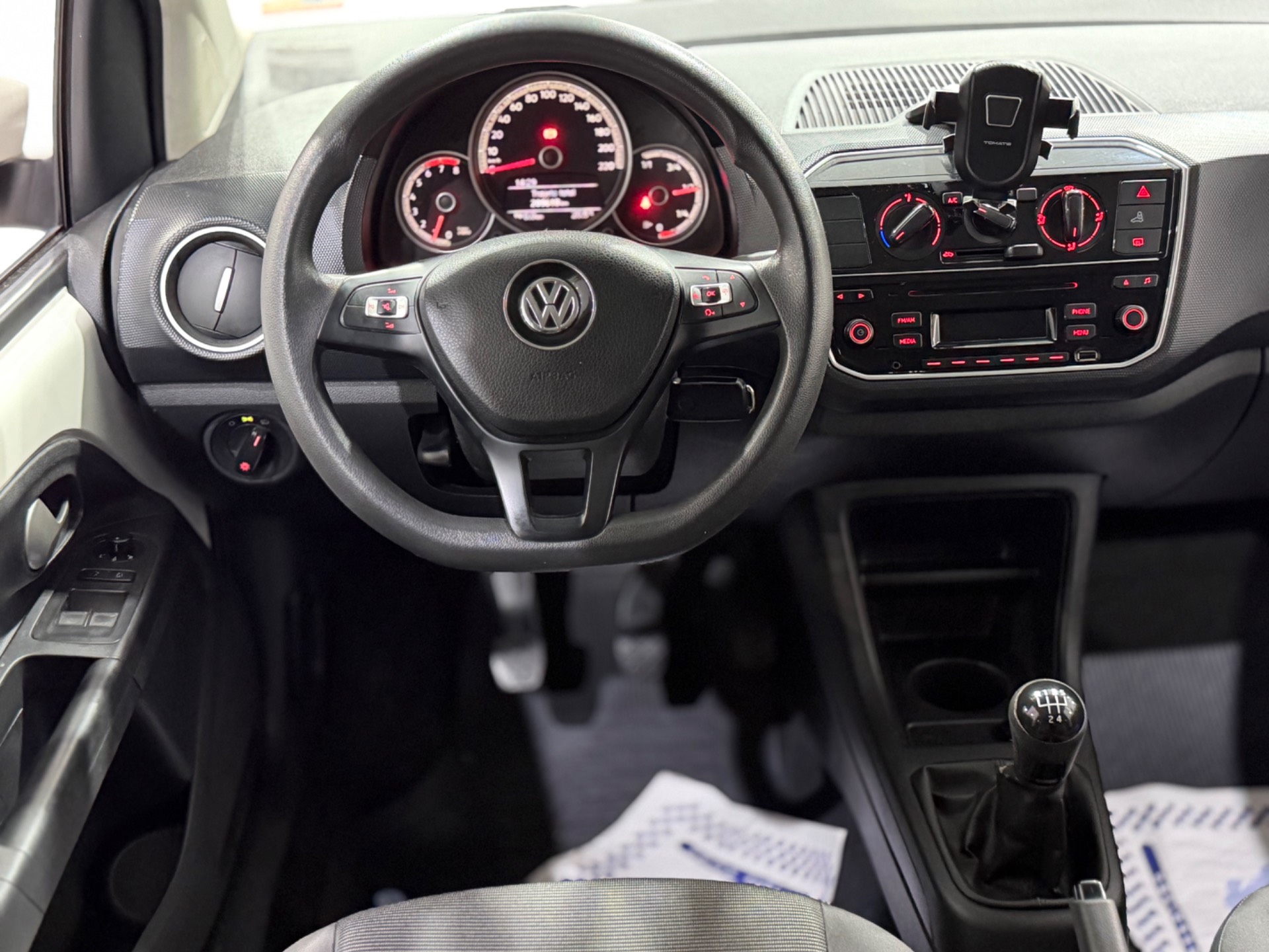VOLKSWAGEN UP