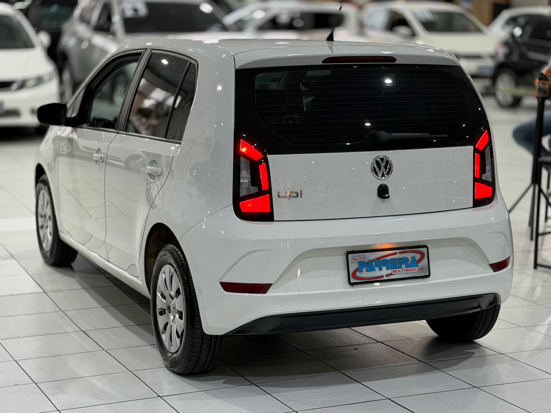 VOLKSWAGEN UP