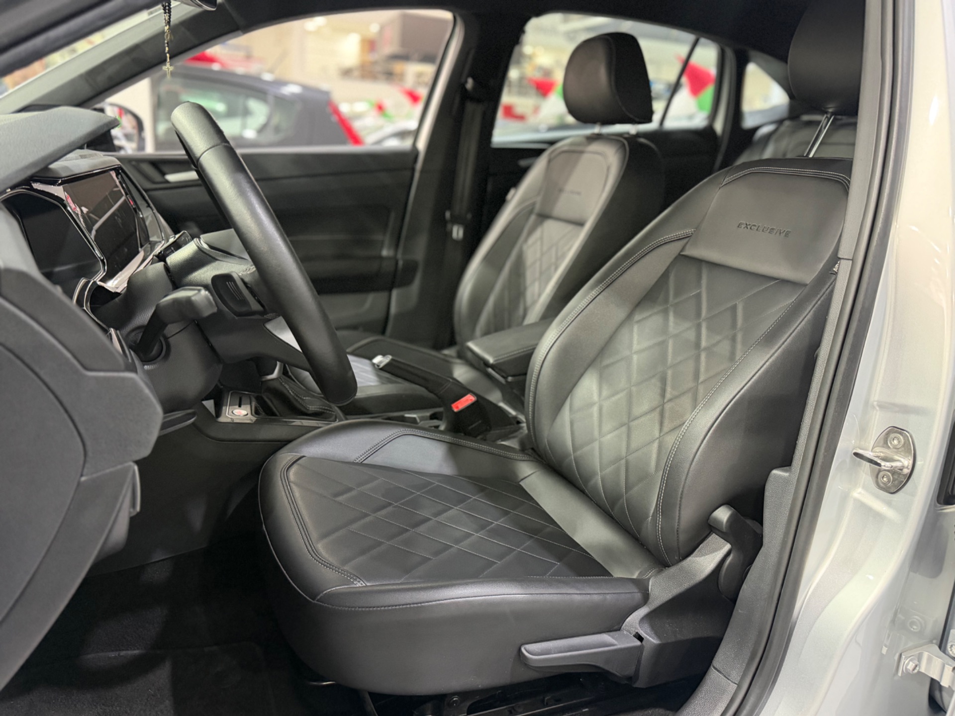 VOLKSWAGEN VIRTUS