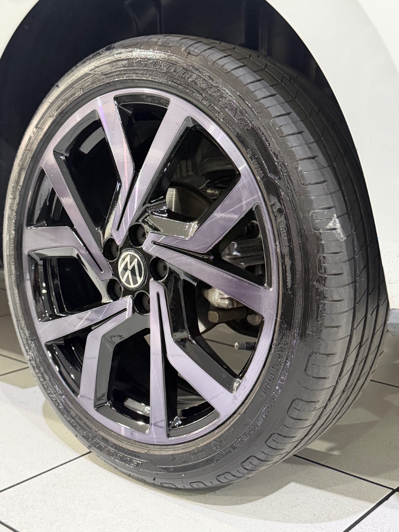 VOLKSWAGEN VIRTUS