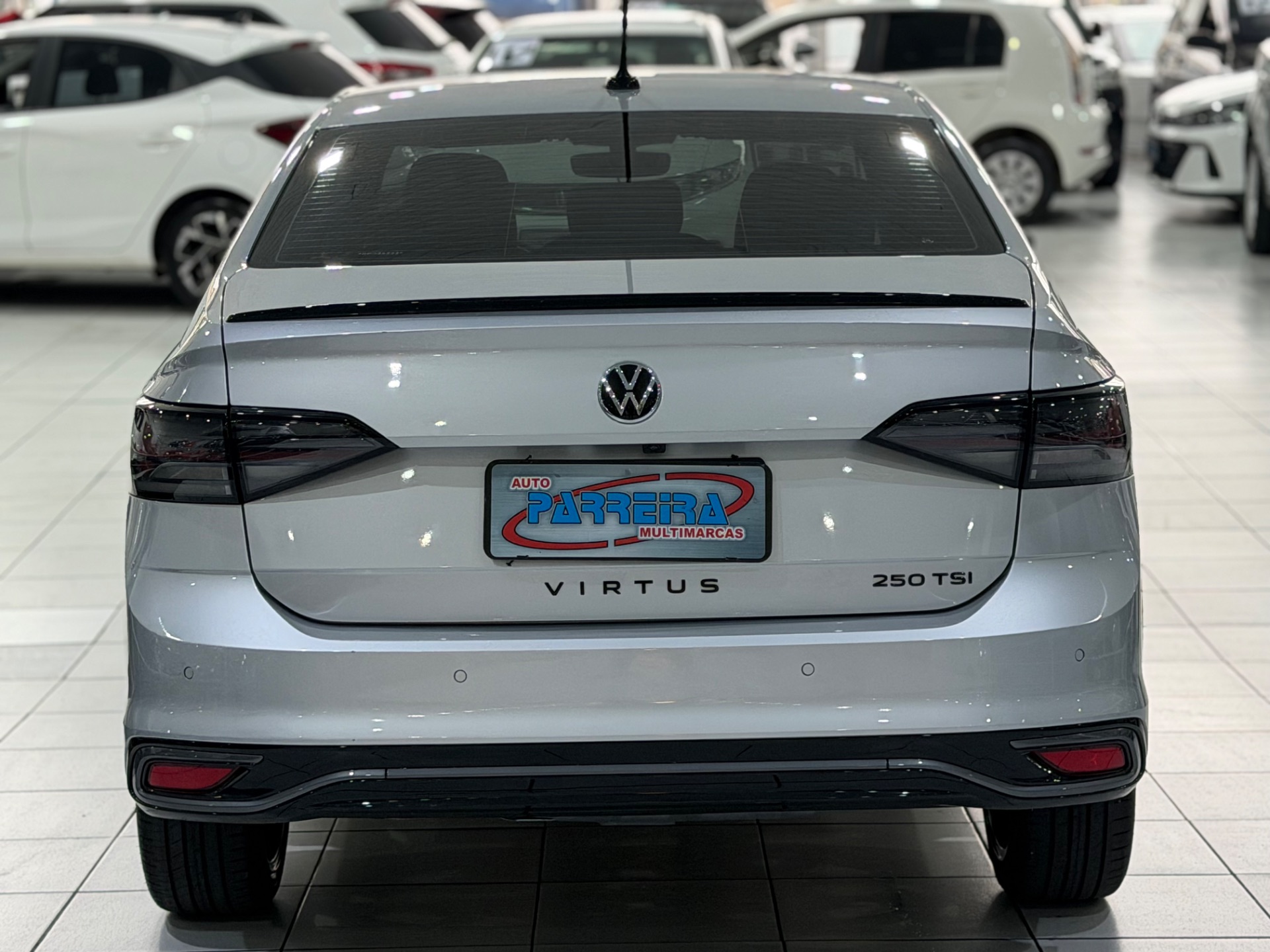 VOLKSWAGEN VIRTUS