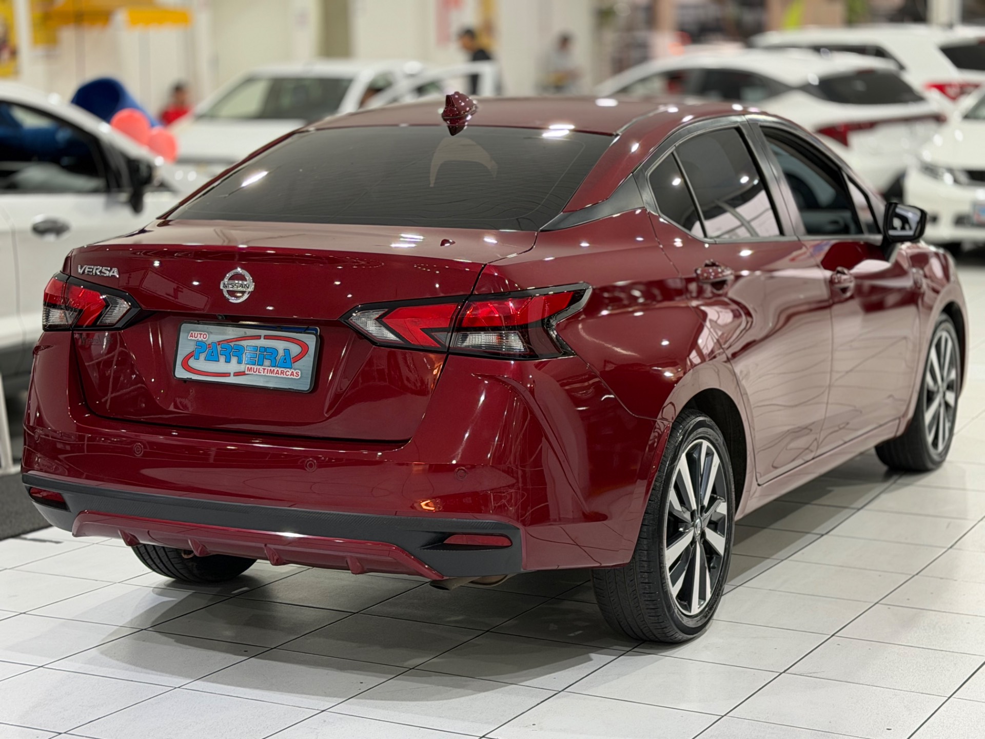 NISSAN VERSA