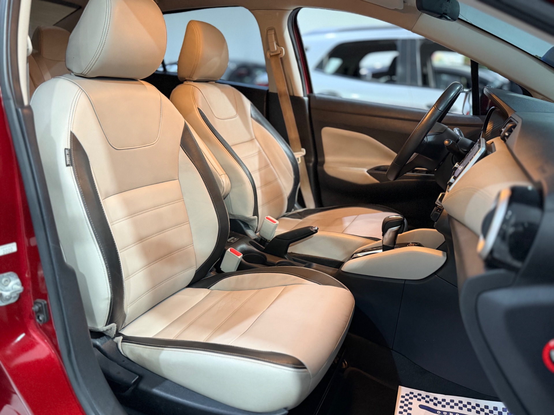NISSAN VERSA