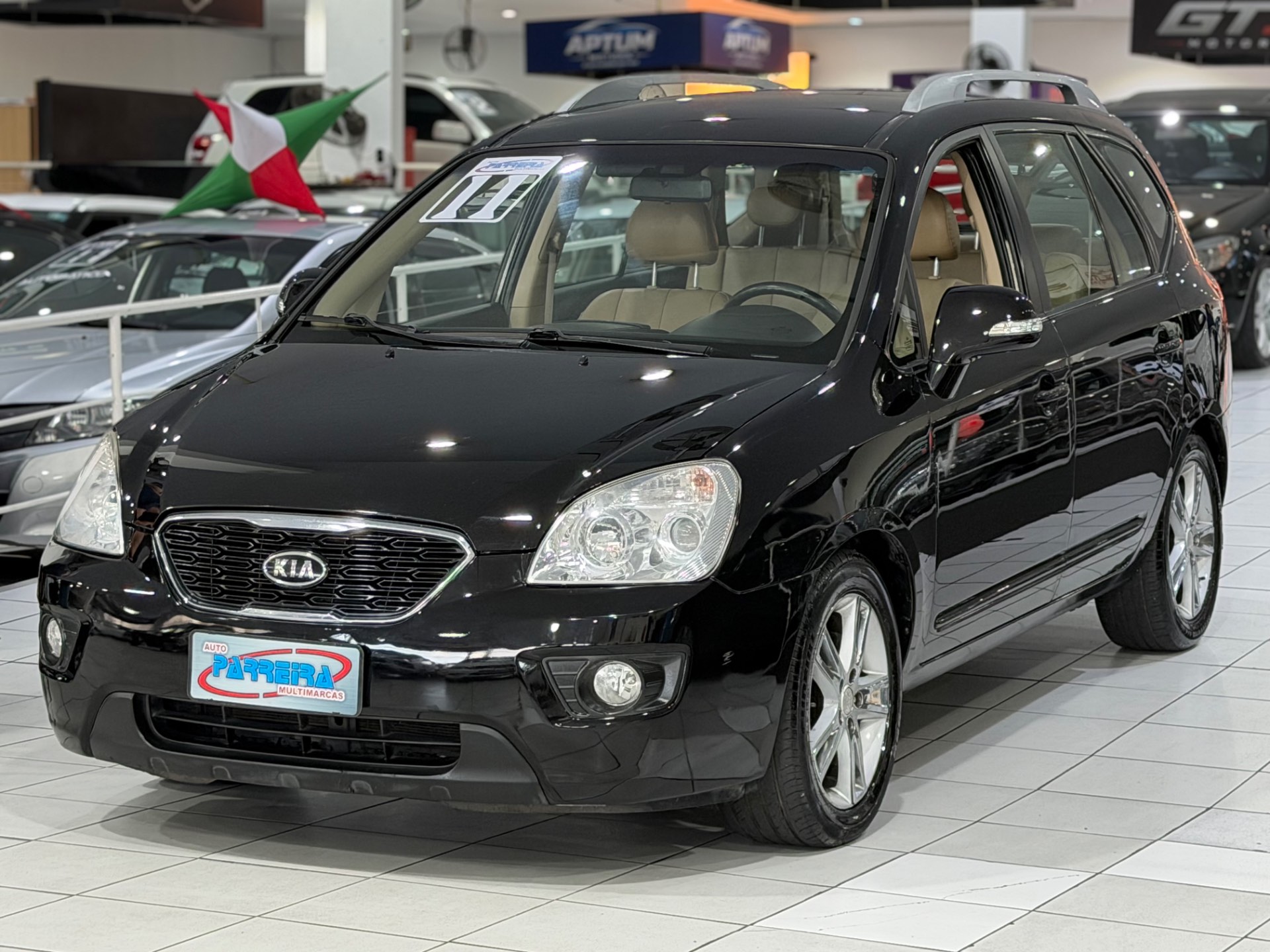 KIA CARENS