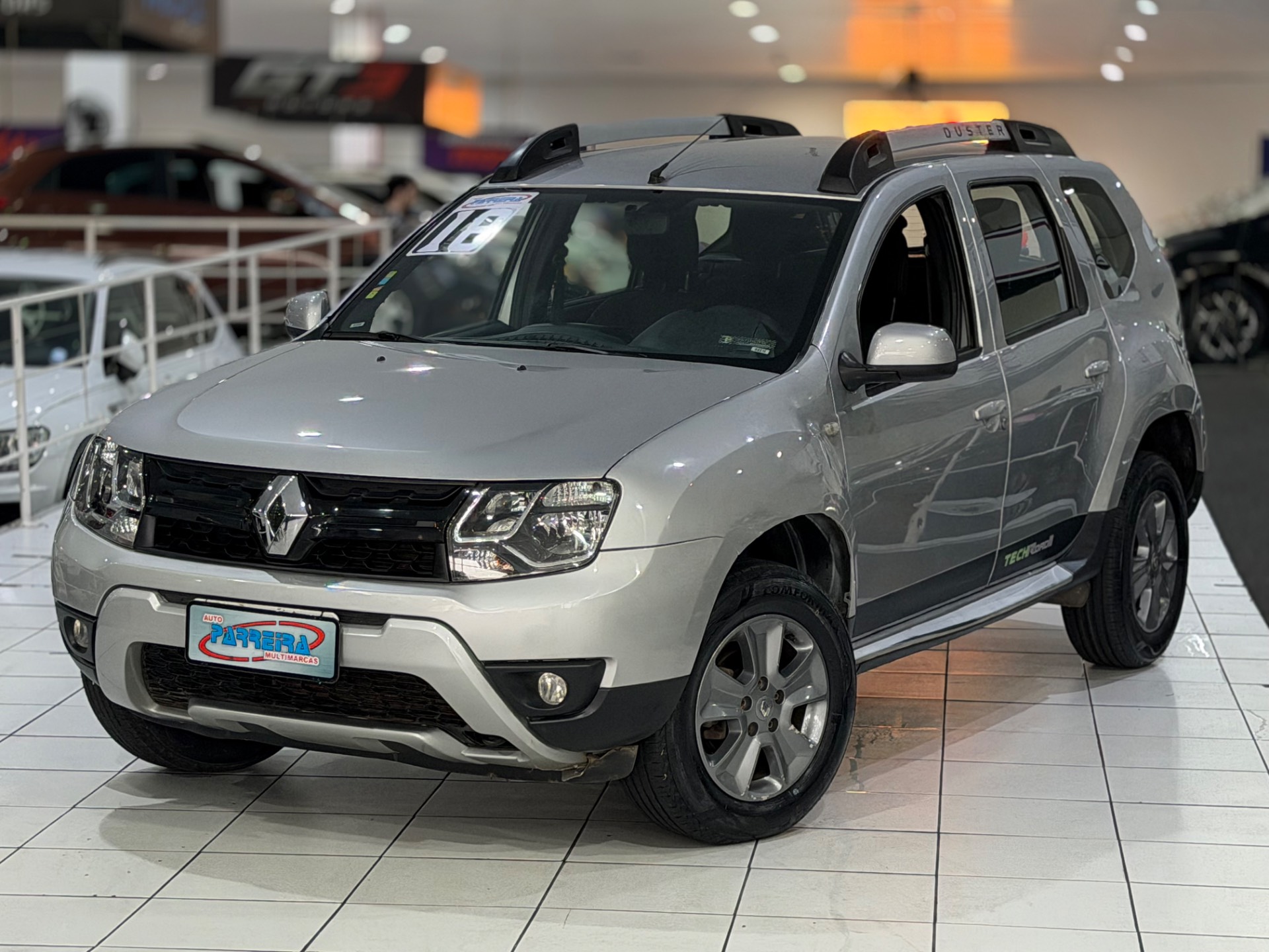 RENAULT DUSTER