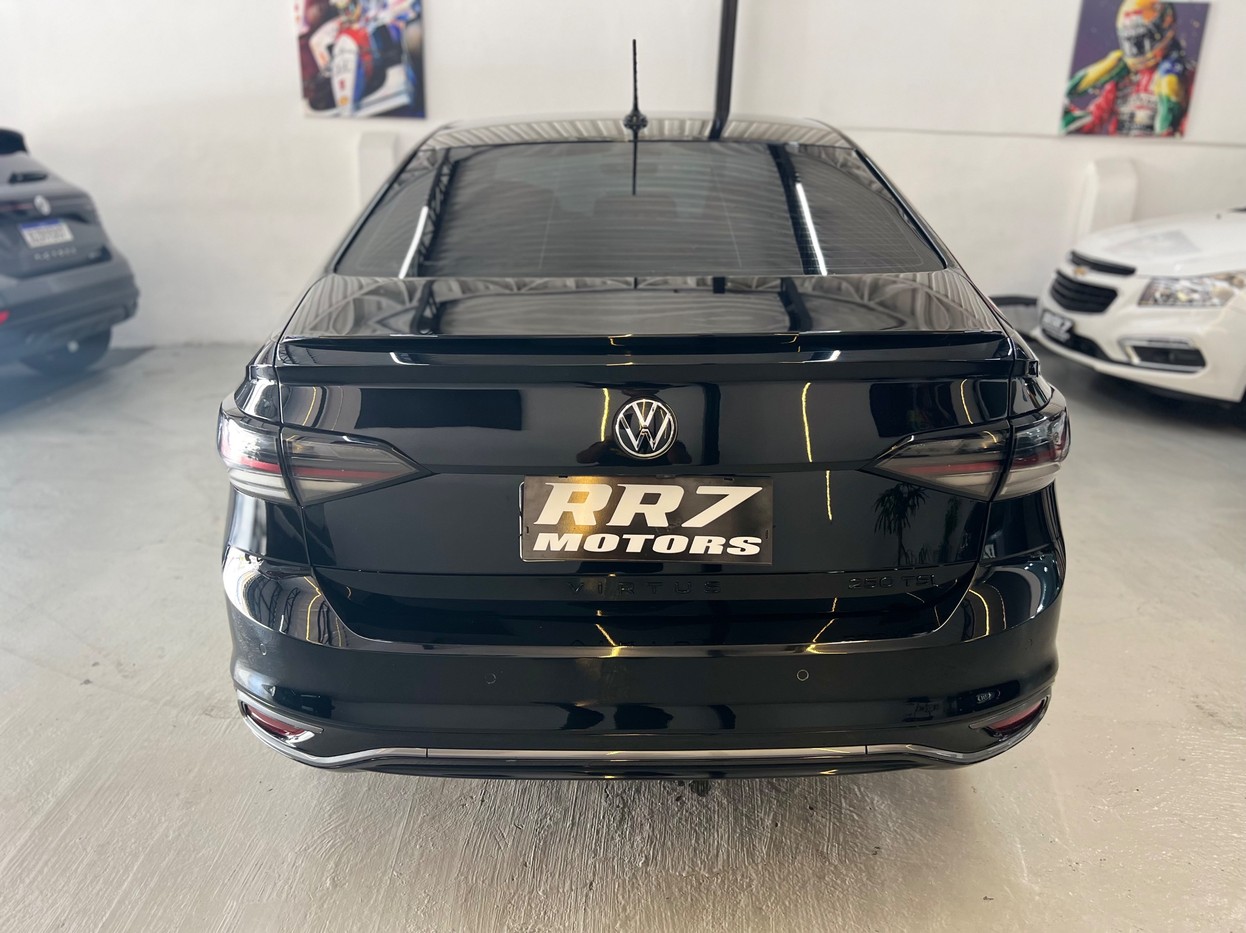 VOLKSWAGEN VIRTUS