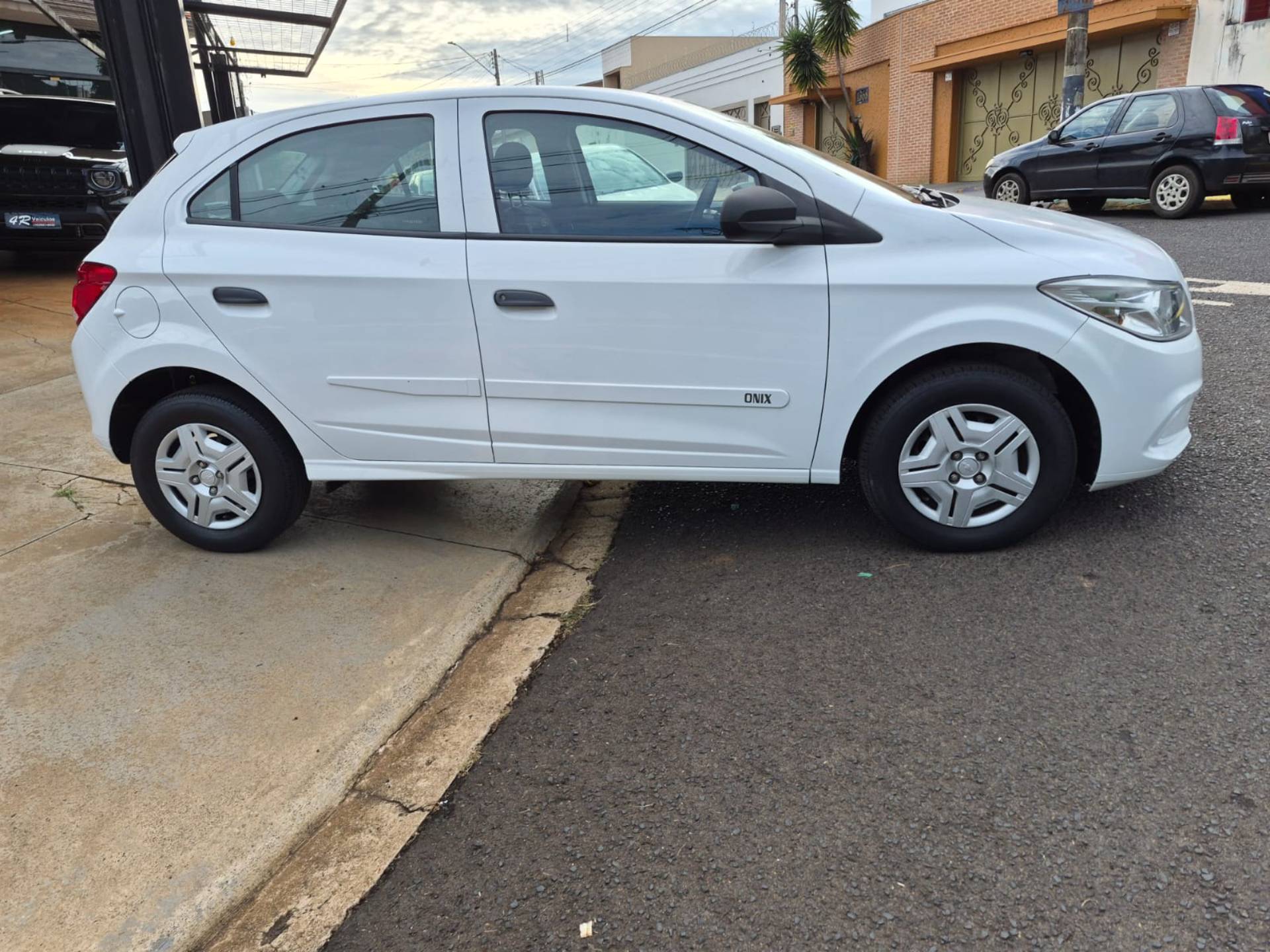 CHEVROLET ONIX