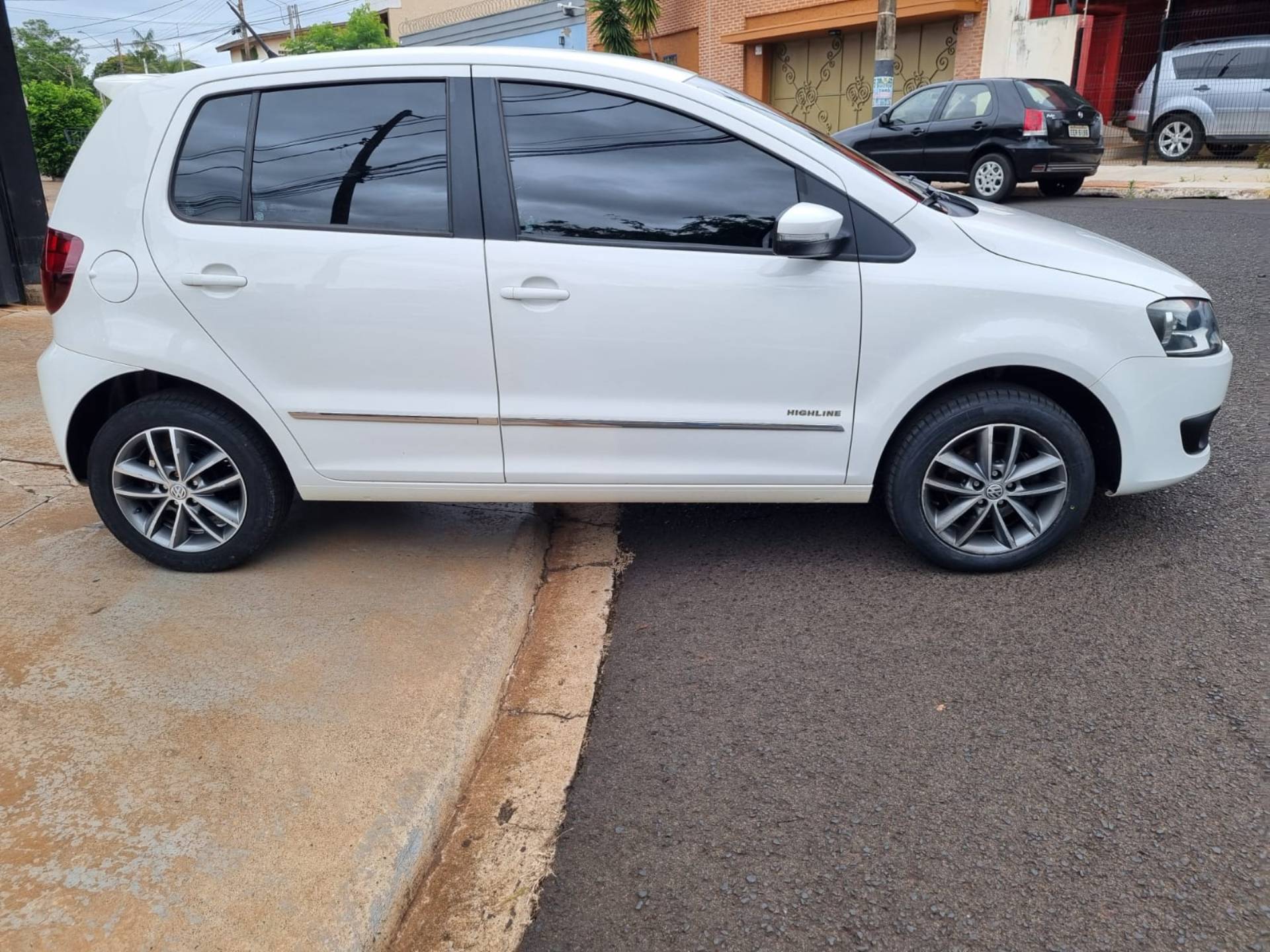 VOLKSWAGEN FOX