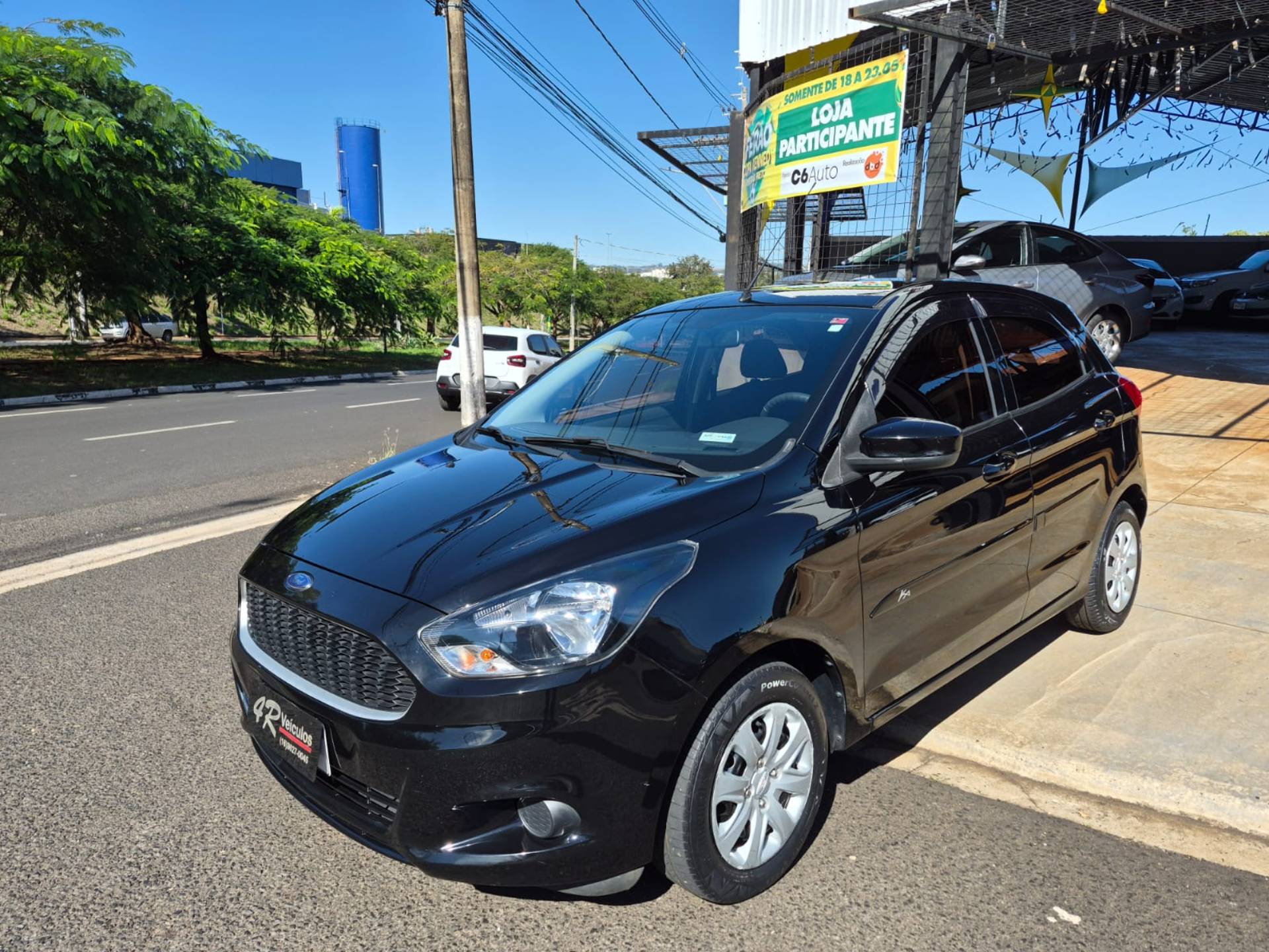 FORD KA
