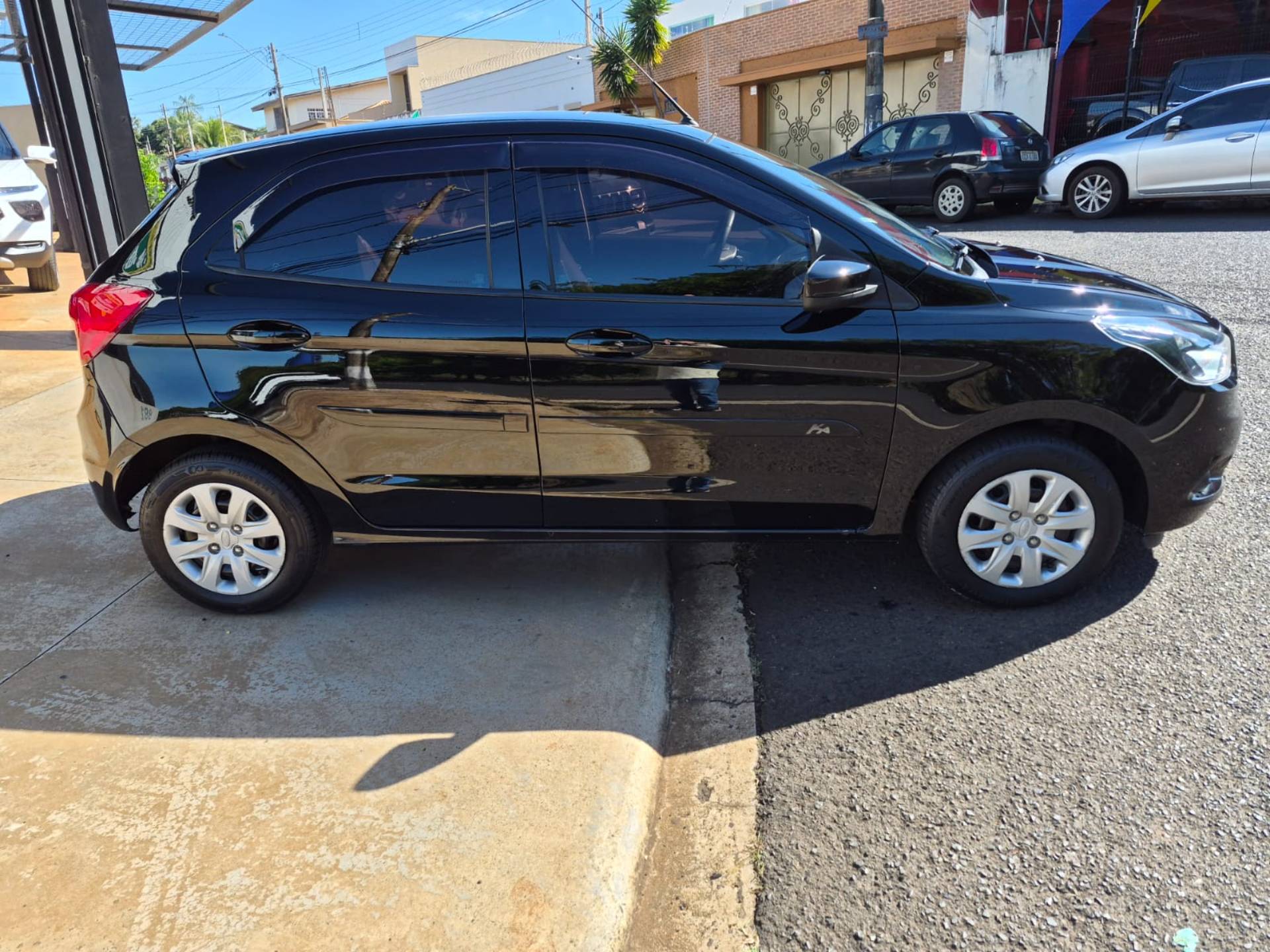 FORD KA