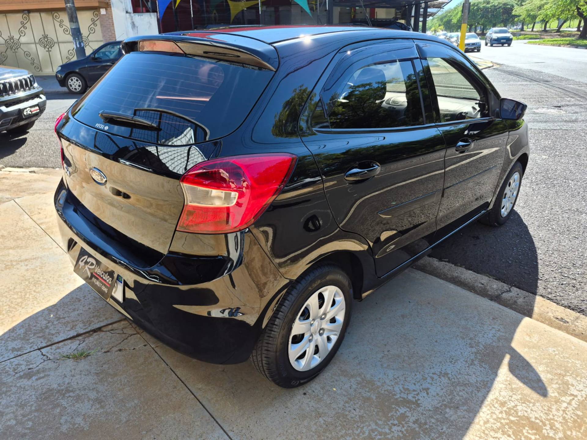 FORD KA